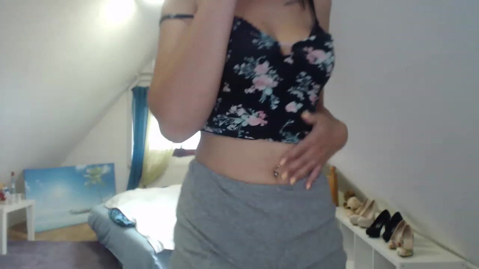 Gallery image thumbnail from Annaabel18's myfreecams stream on, 06/06/2023, 07:05 image 18 of 20
