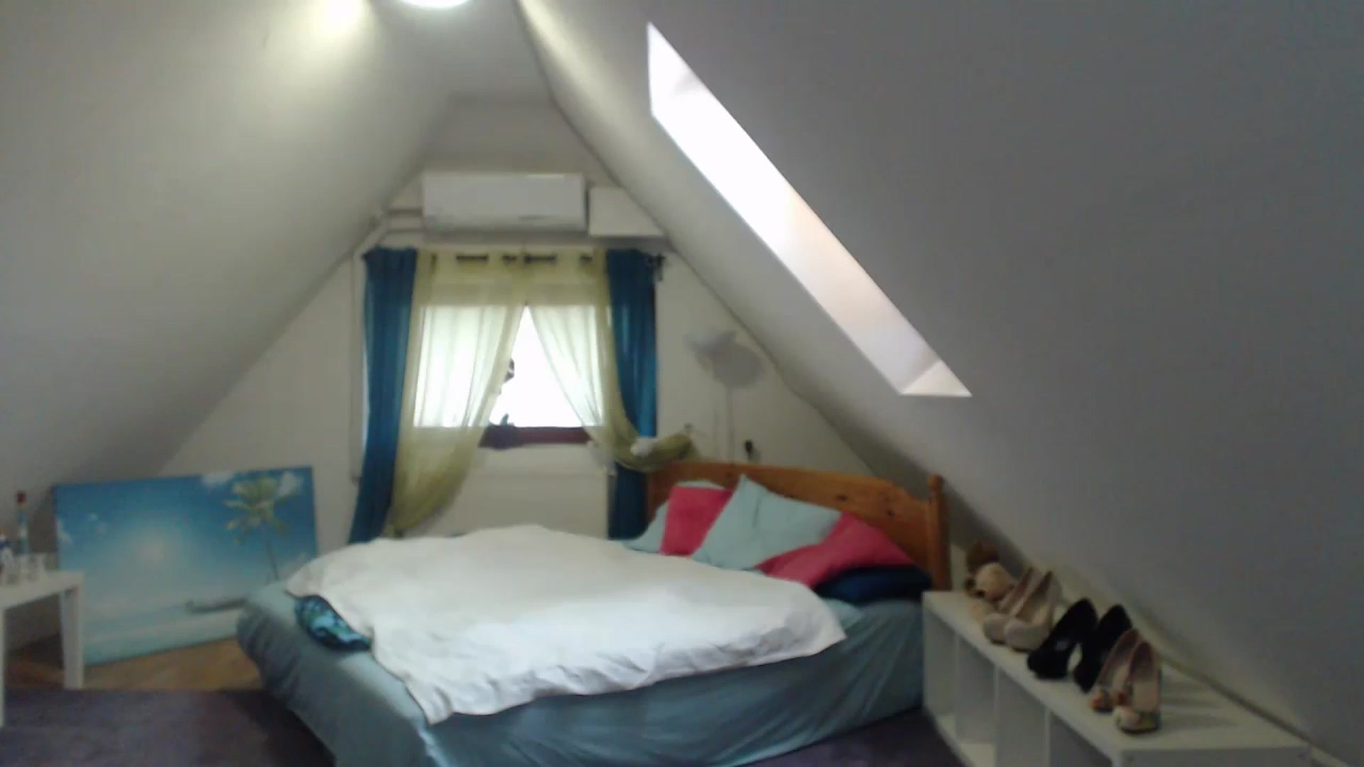 Gallery image thumbnail from Annaabel18's myfreecams stream on, 06/06/2023, 07:41 image 13 of 20
