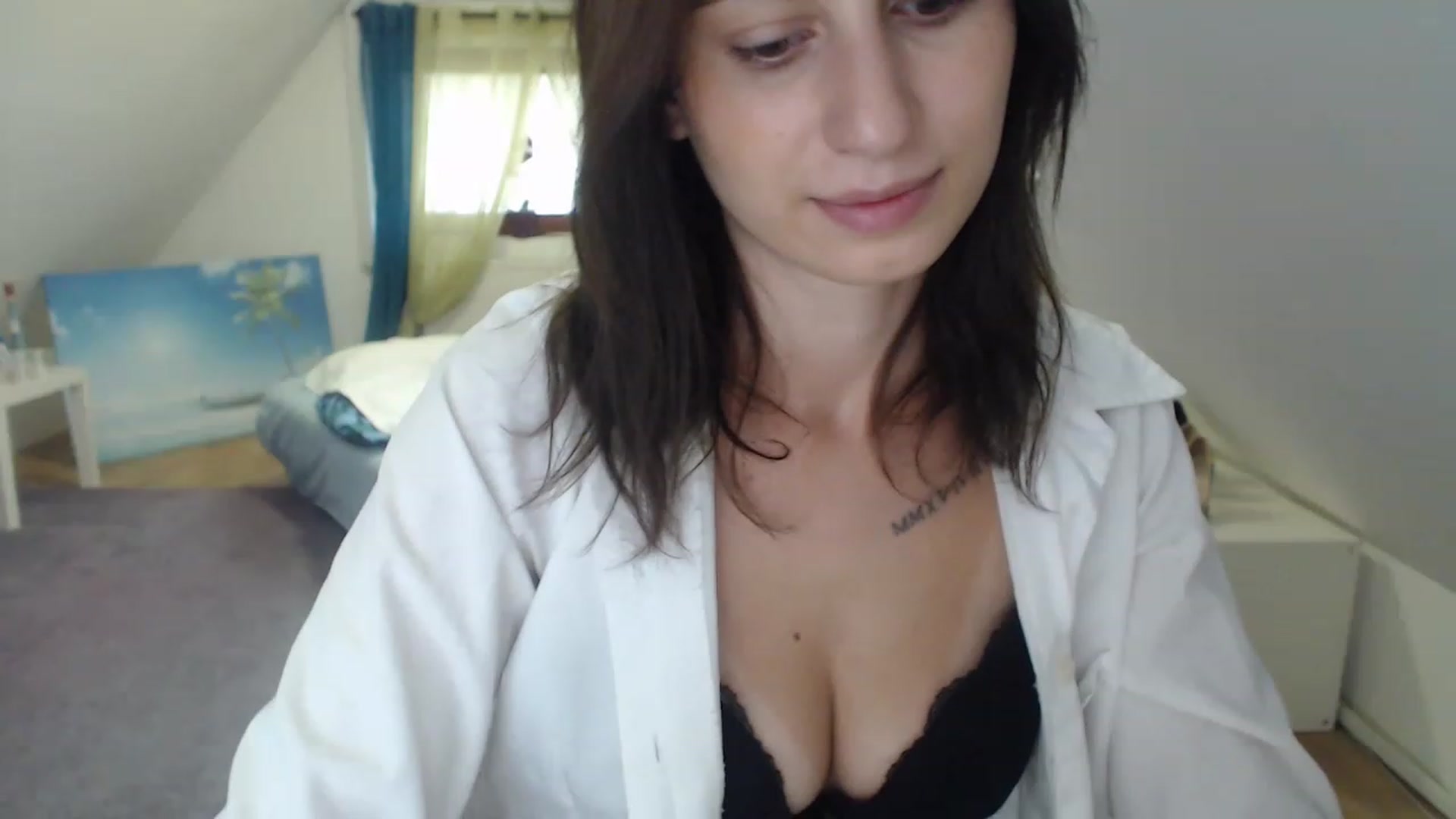 Gallery image thumbnail from Annaabel18's myfreecams stream on, 06/09/2023, 07:31 image 8 of 20
