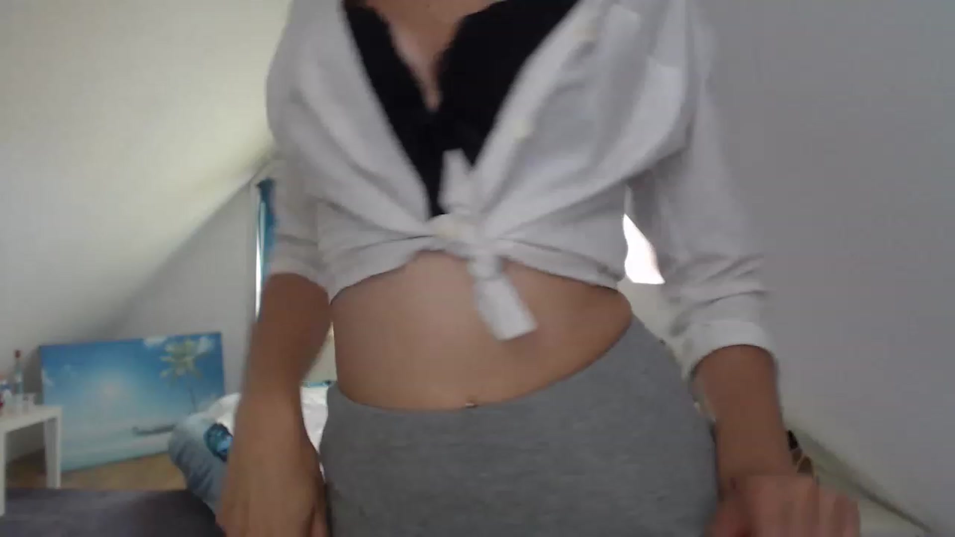 Gallery image thumbnail from Annaabel18's myfreecams stream on, 06/13/2023, 09:26 image 1 of 20