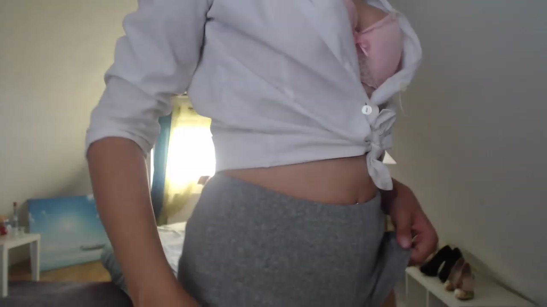 Gallery image thumbnail from Annaabel18's myfreecams stream on, 06/20/2023, 07:08 image 5 of 20