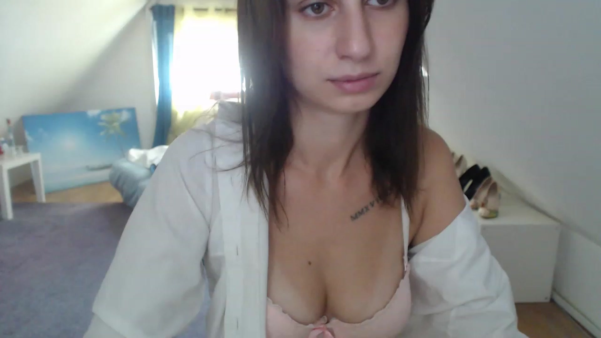 Gallery image thumbnail from Annaabel18's myfreecams stream on, 06/21/2023, 07:50 image 18 of 20