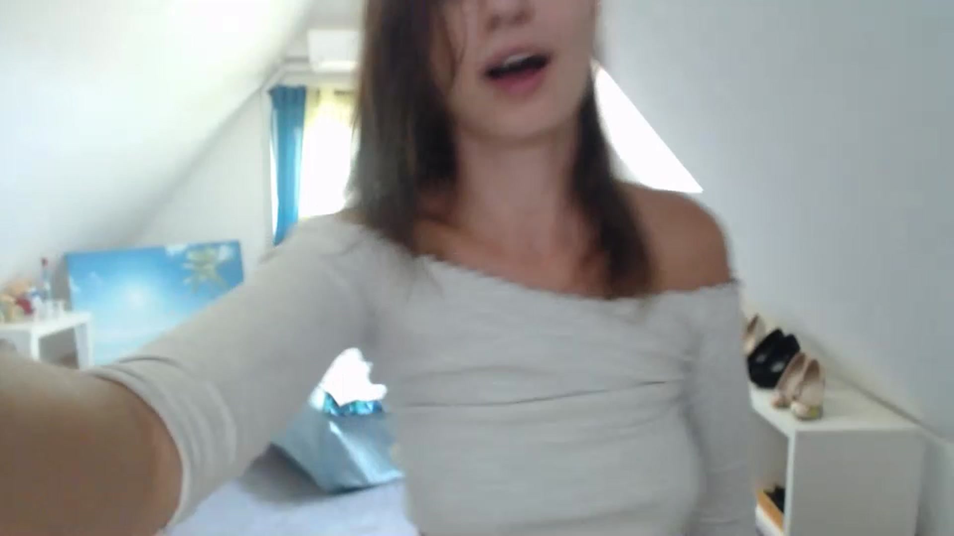 Gallery image thumbnail from Annaabel18's myfreecams stream on, 07/19/2023, 08:02 image 11 of 20