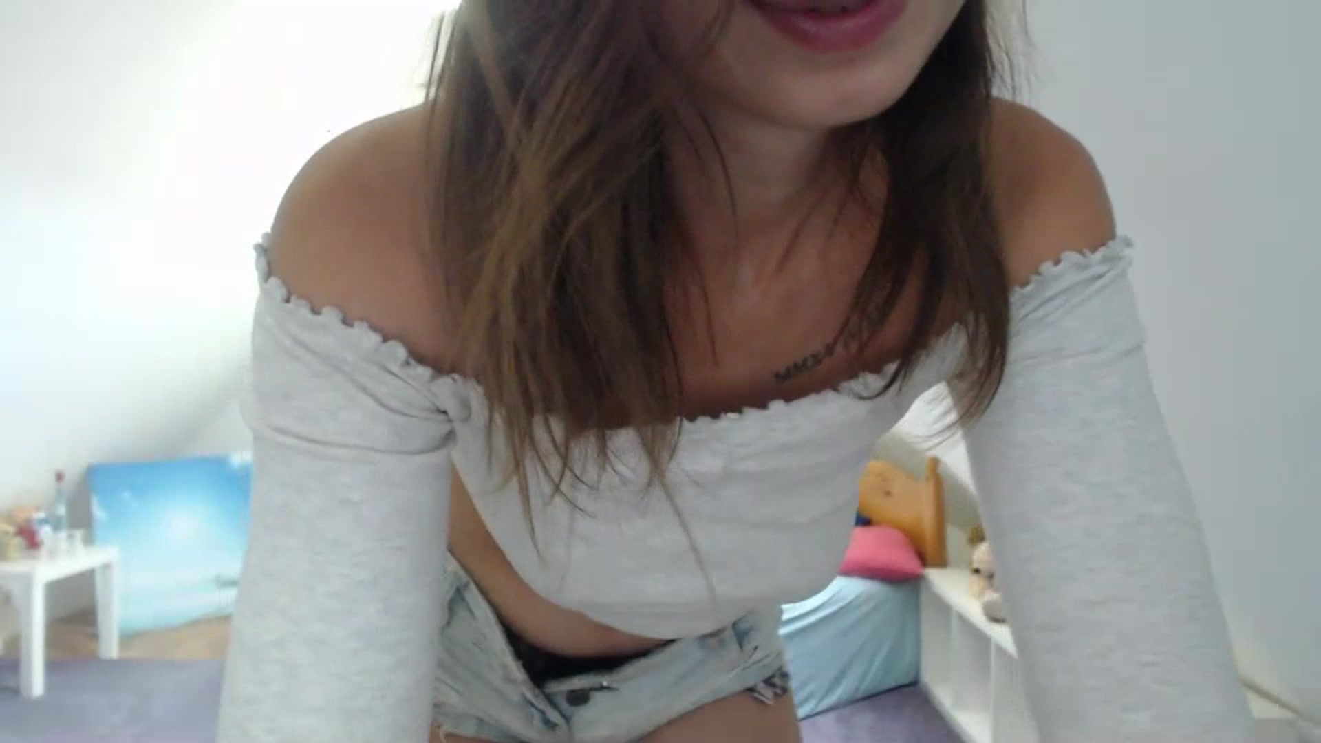 Gallery image thumbnail from Annaabel18's myfreecams stream on, 07/19/2023, 08:02 image 10 of 20