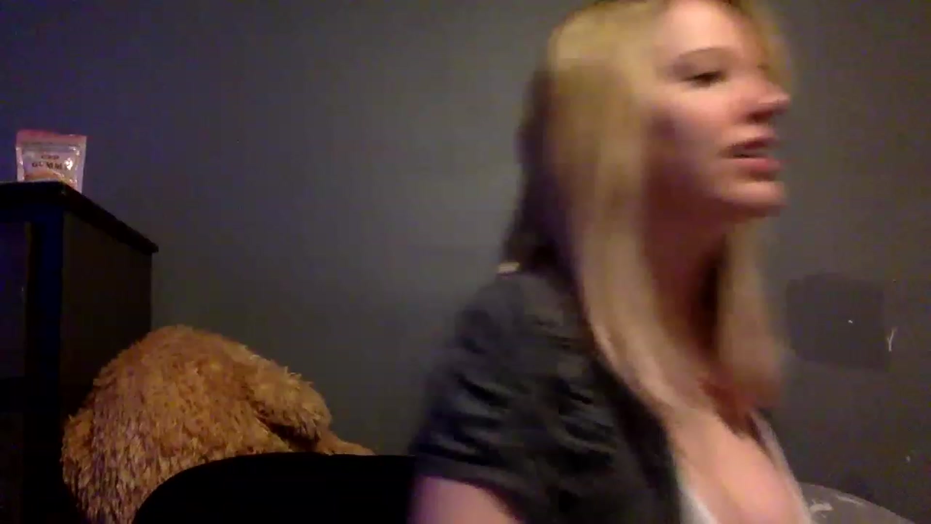 Gallery image thumbnail from Annabanana18's myfreecams stream on, 01/16/2023, 17:02 image 15 of 20