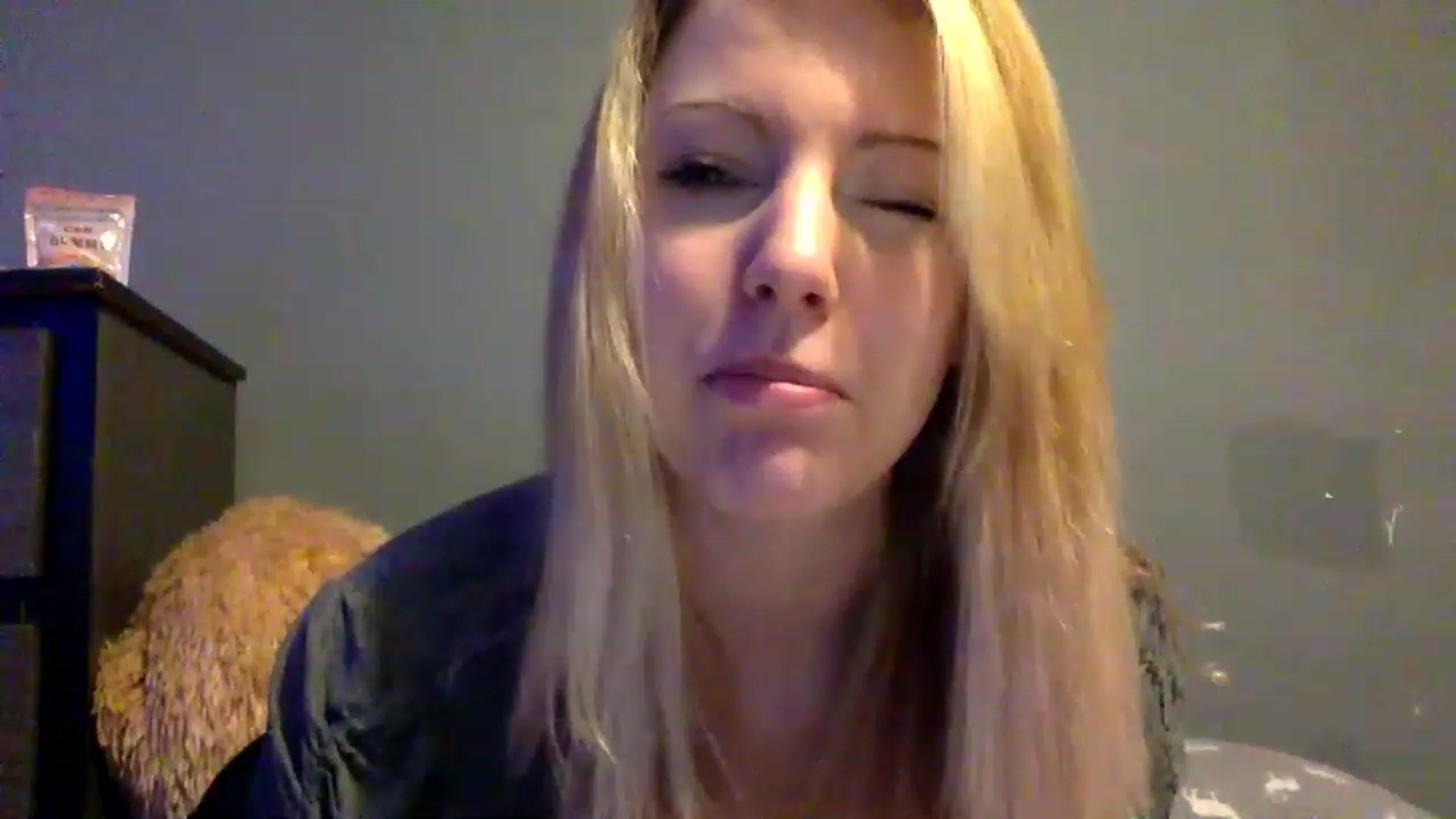 Gallery image thumbnail from Annabanana18's myfreecams stream on, 01/16/2023, 17:02 image 7 of 20
