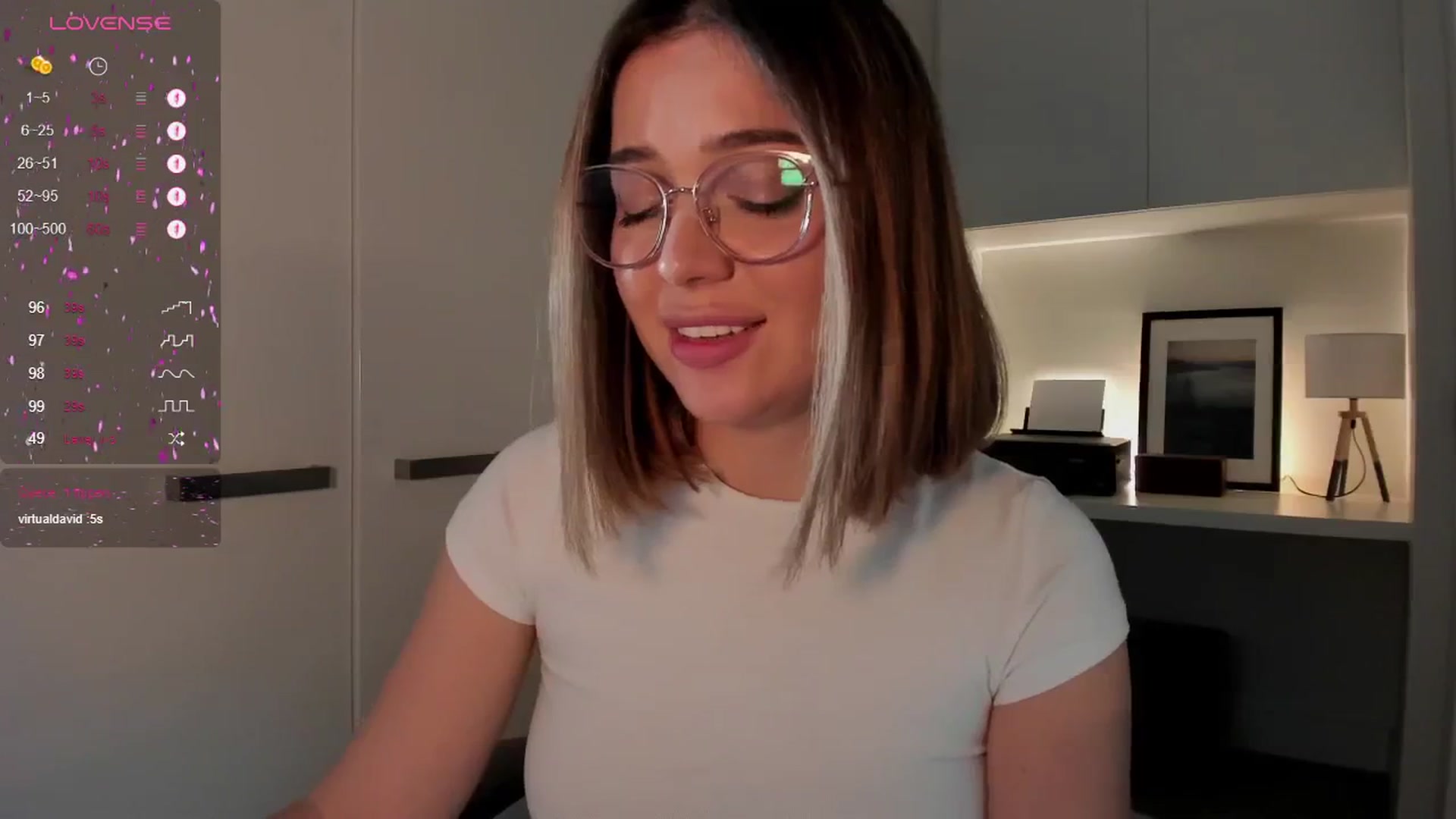 Gallery image thumbnail from Annabel's myfreecams stream on, 12/23/2024, 07:39 image 4 of 20