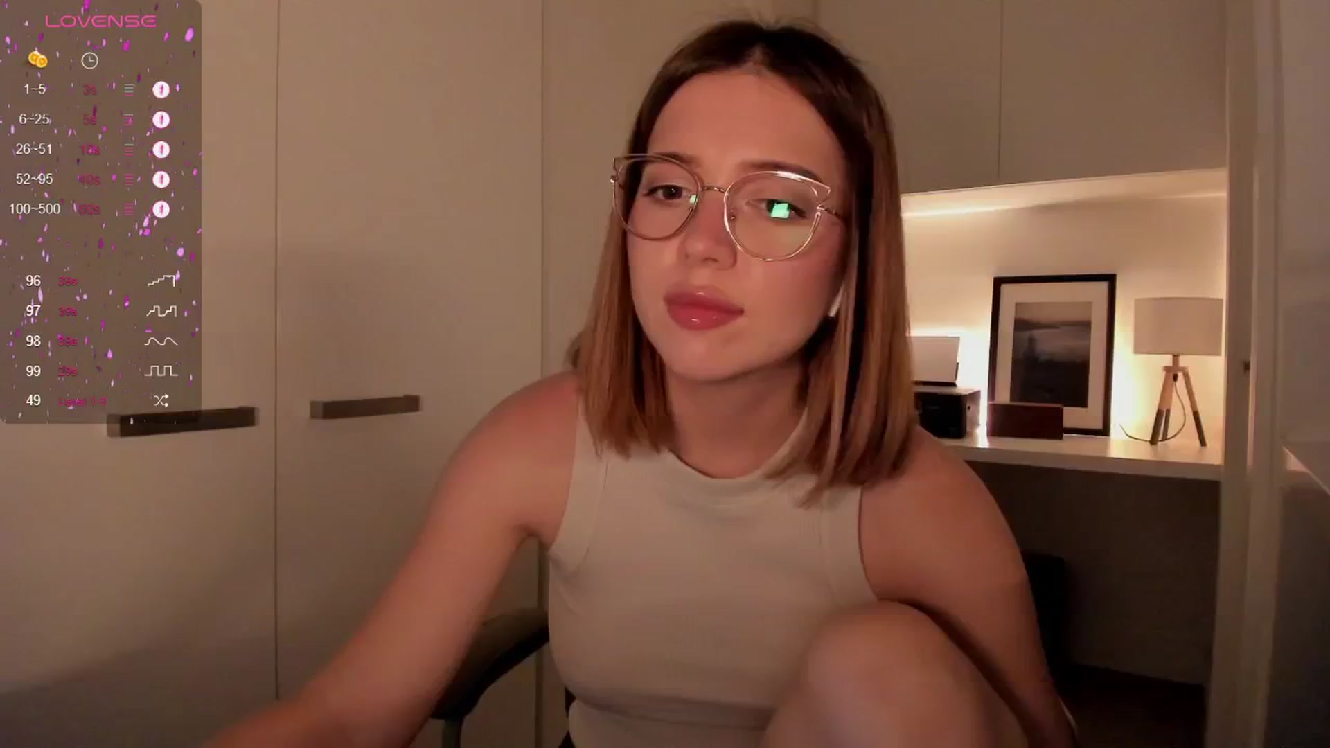 Gallery image thumbnail from Annabel's myfreecams stream on, 01/06/2025, 09:08 image 1 of 20