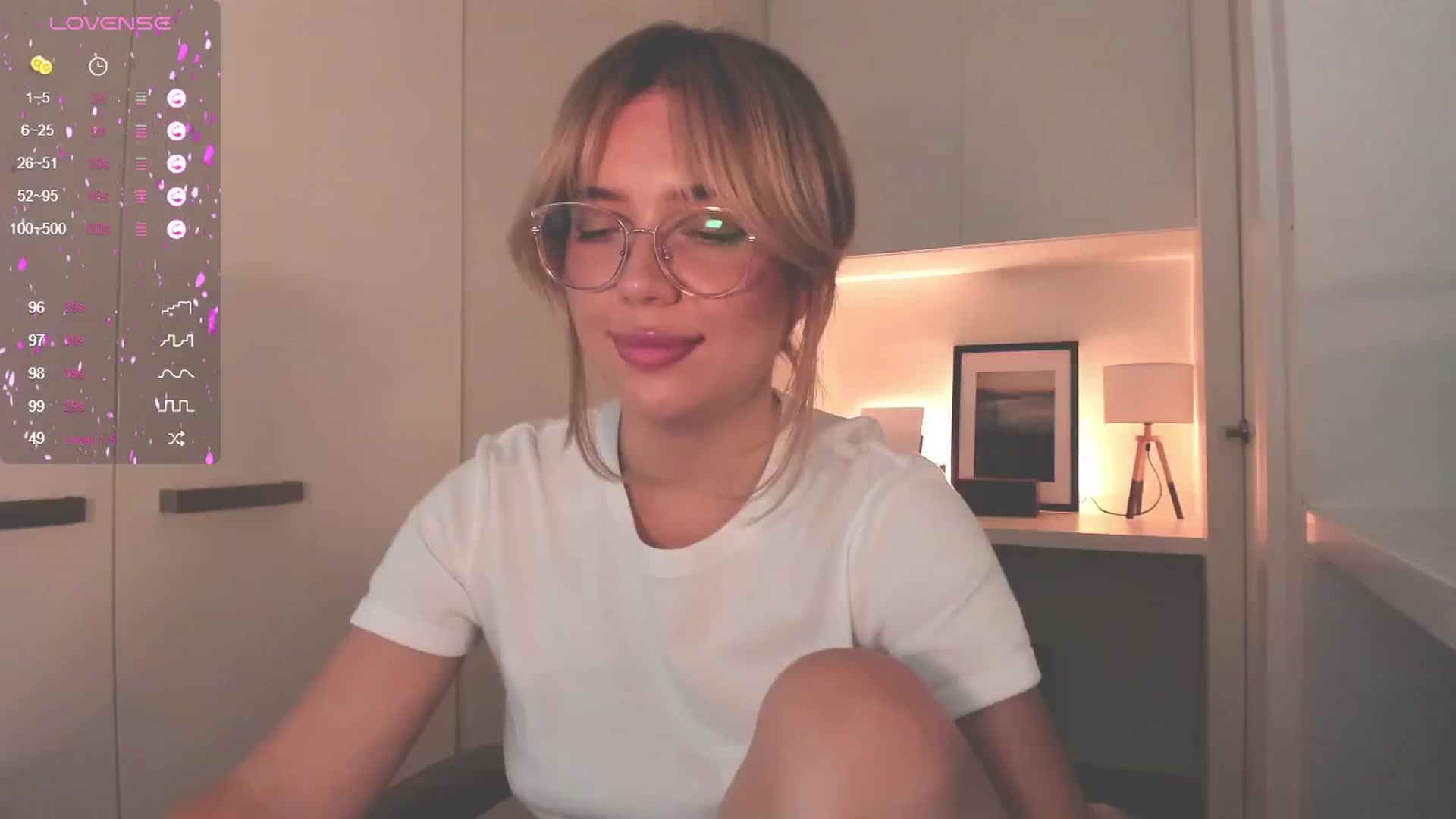 Gallery image thumbnail from Annabel's myfreecams stream on, 02/10/2025, 07:59 image 6 of 20