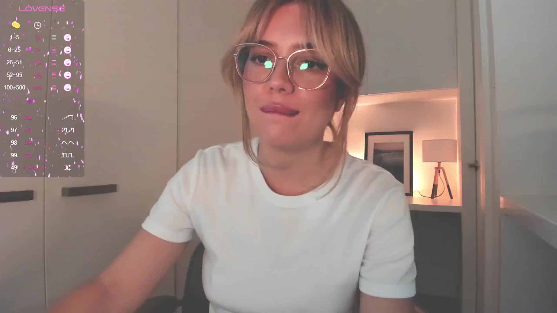 Gallery image thumbnail from Annabel's myfreecams stream on, 02/10/2025, 07:59 image 4 of 20