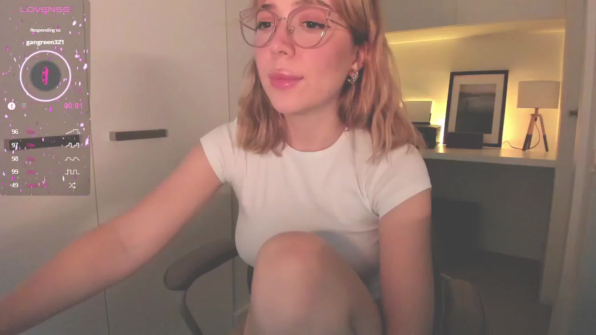 Gallery image thumbnail from Annabel's myfreecams stream on, 02/23/2025, 08:04 image 1 of 20