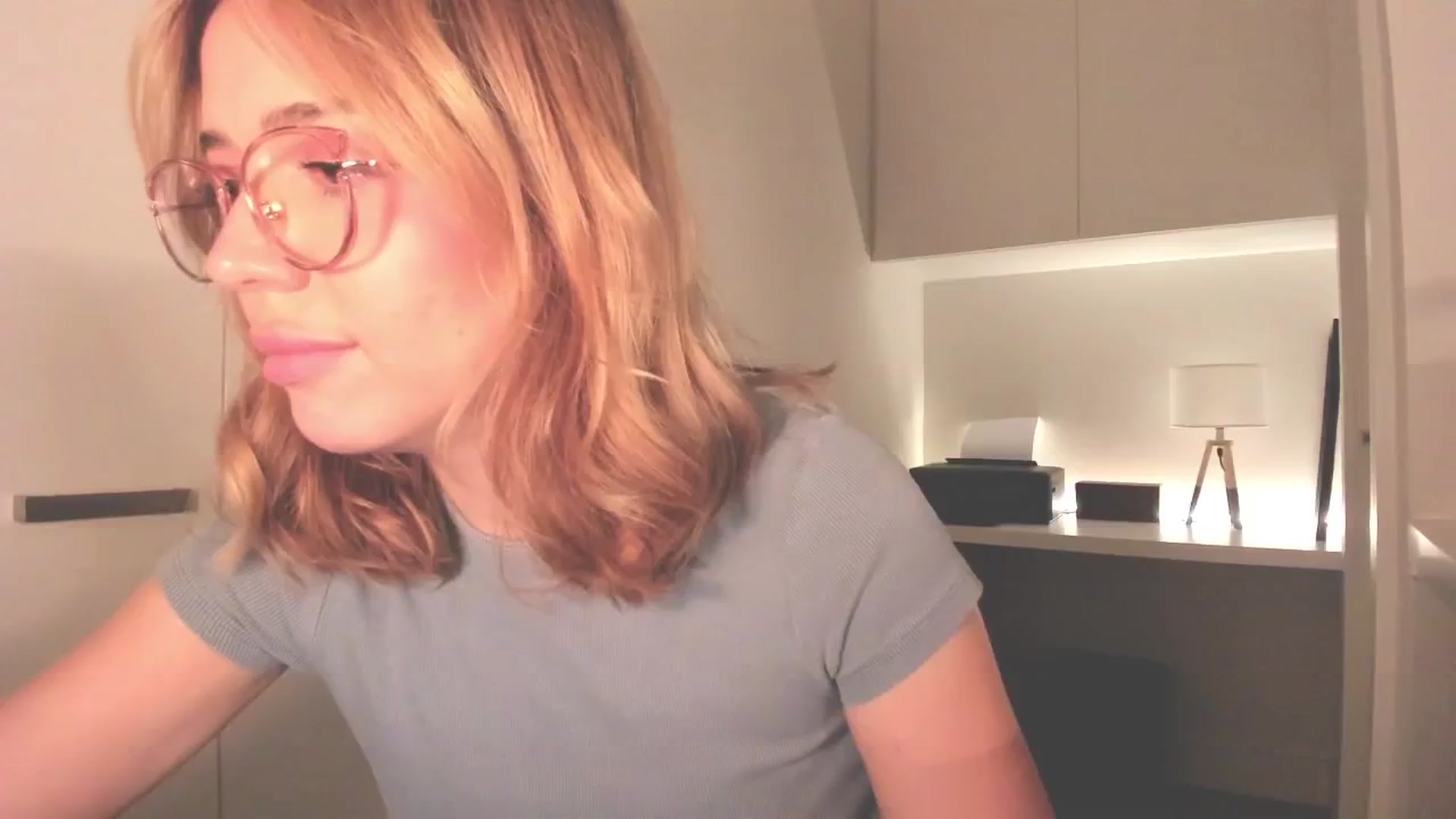 Gallery image thumbnail from Annabel's myfreecams stream on, 03/15/2025, 09:15 image 5 of 20