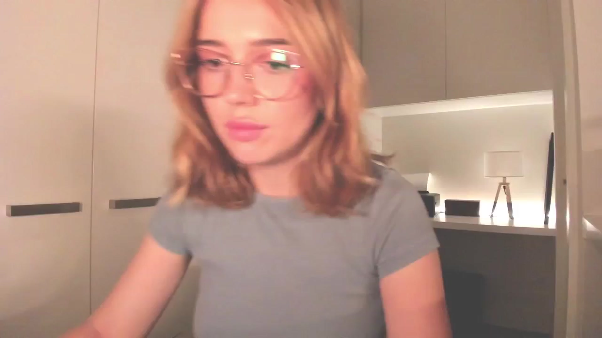 Gallery image thumbnail from Annabel's myfreecams stream on, 03/15/2025, 09:15 image 4 of 20