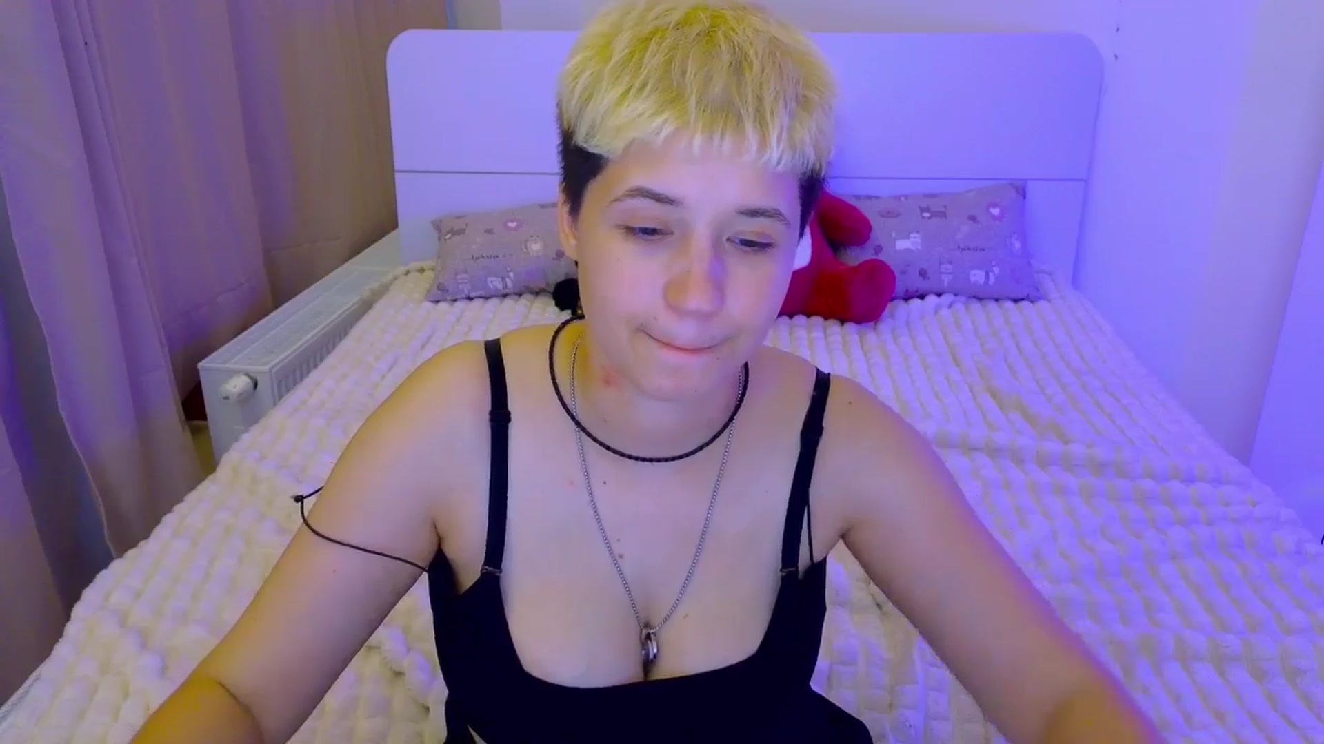 Gallery image thumbnail from Annabella445's myfreecams stream on, 07/05/2025, 02:32 image 15 of 20