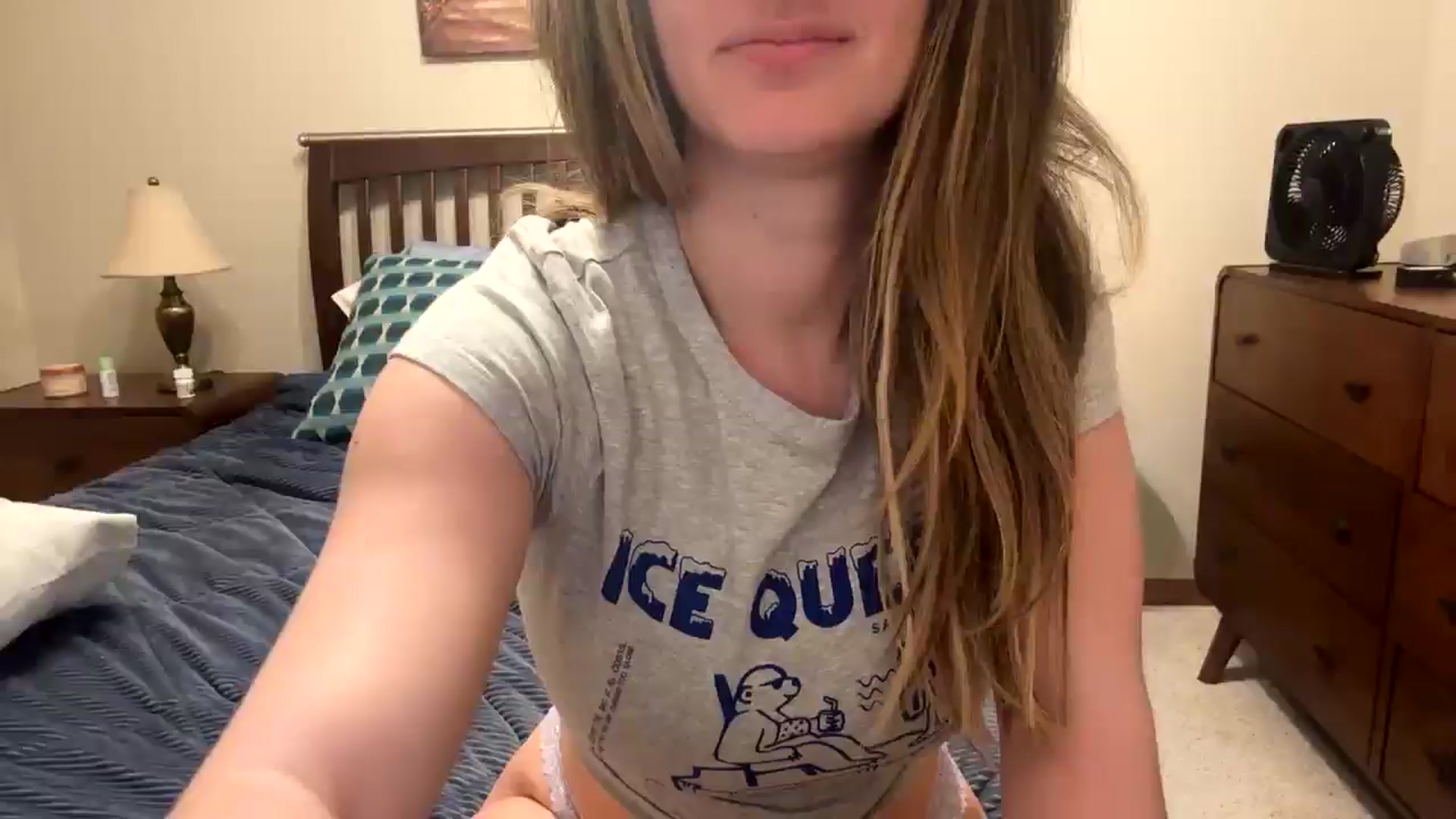 Gallery image thumbnail from Annacakes95's myfreecams stream on, 05/16/2025, 05:49 image 17 of 20
