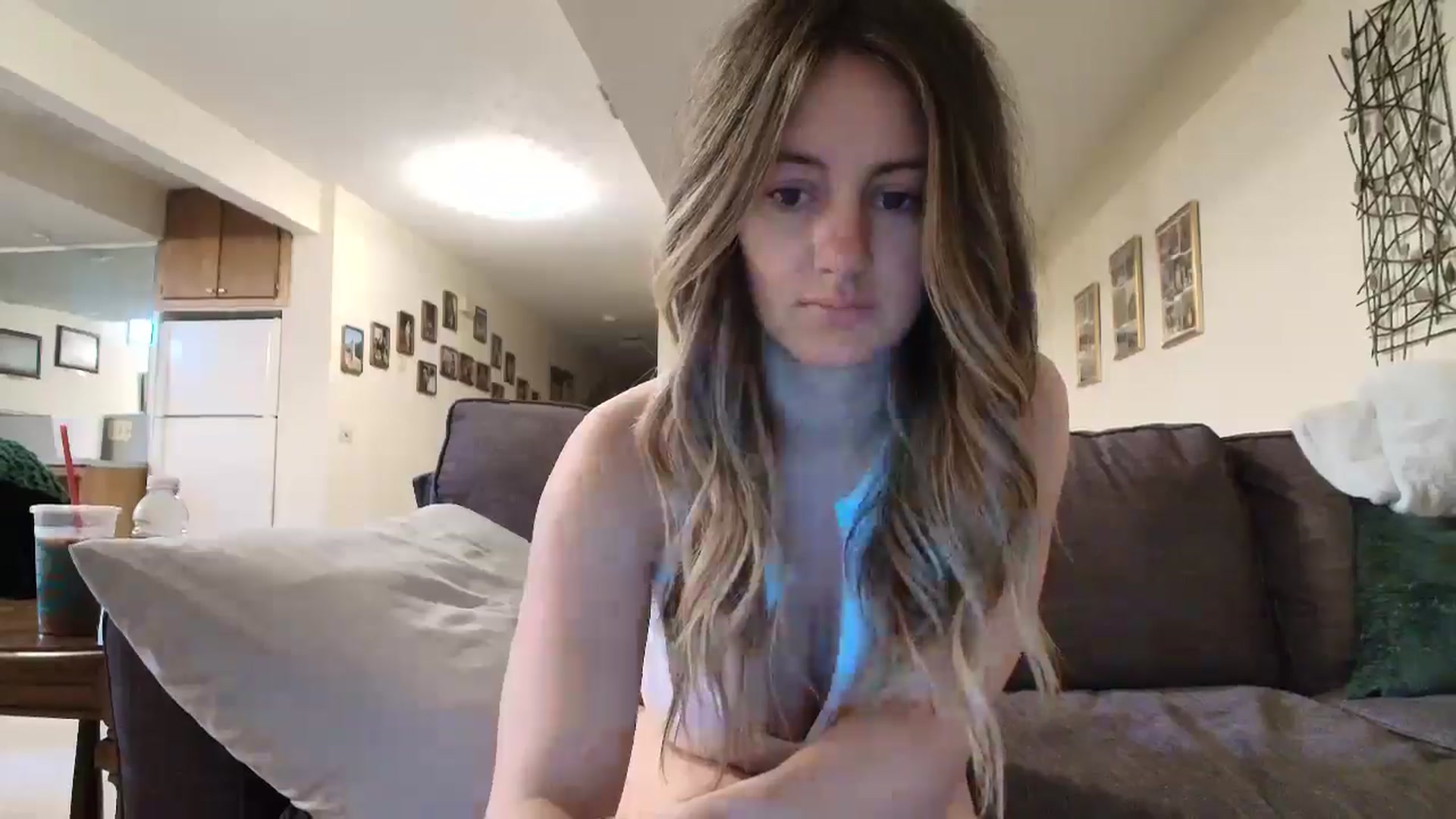 Gallery image thumbnail from Annacakes95's myfreecams stream on, 05/30/2025, 15:23 image 5 of 20