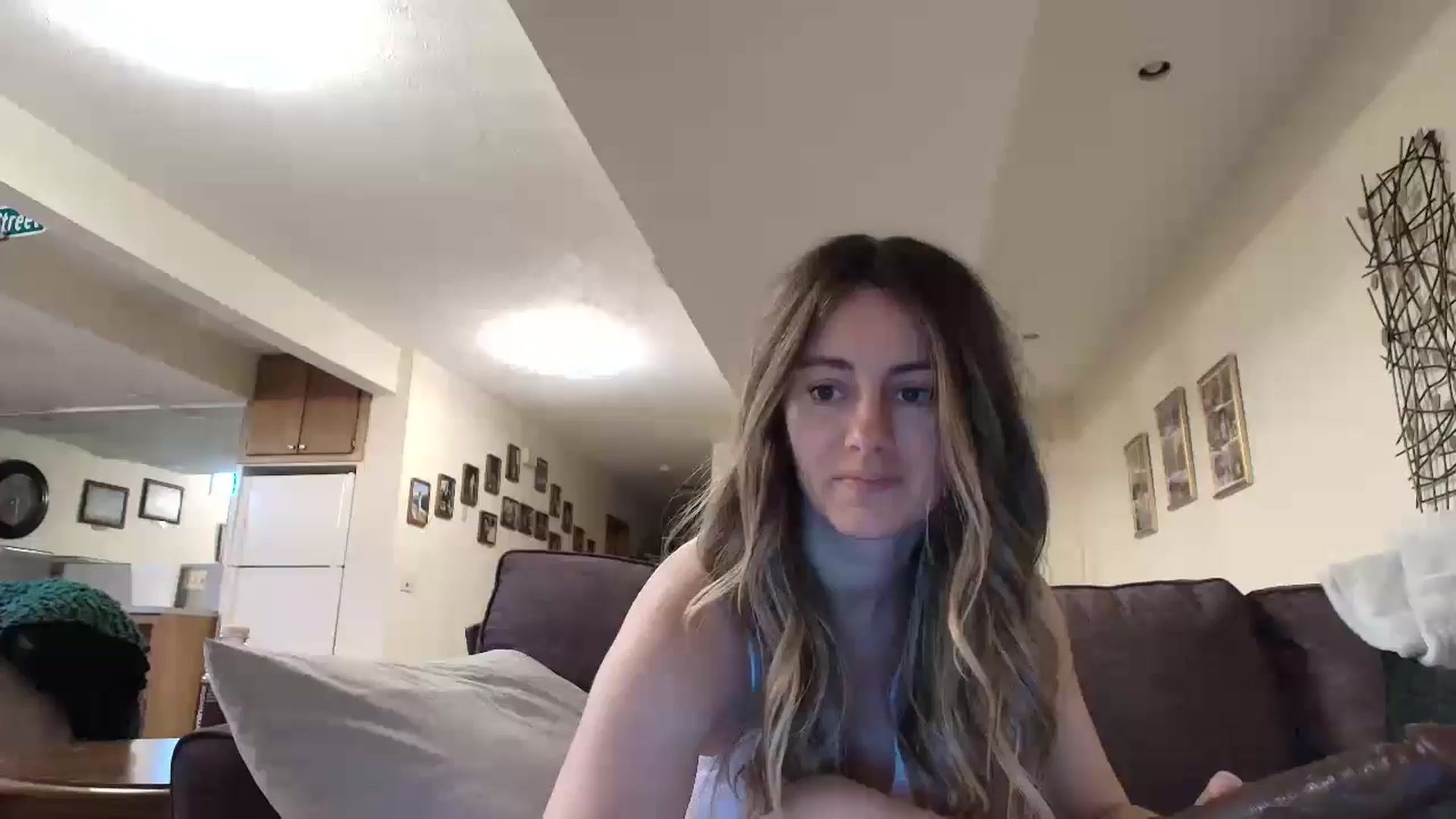 Gallery image thumbnail from Annacakes95's myfreecams stream on, 05/30/2025, 16:31 image 12 of 20