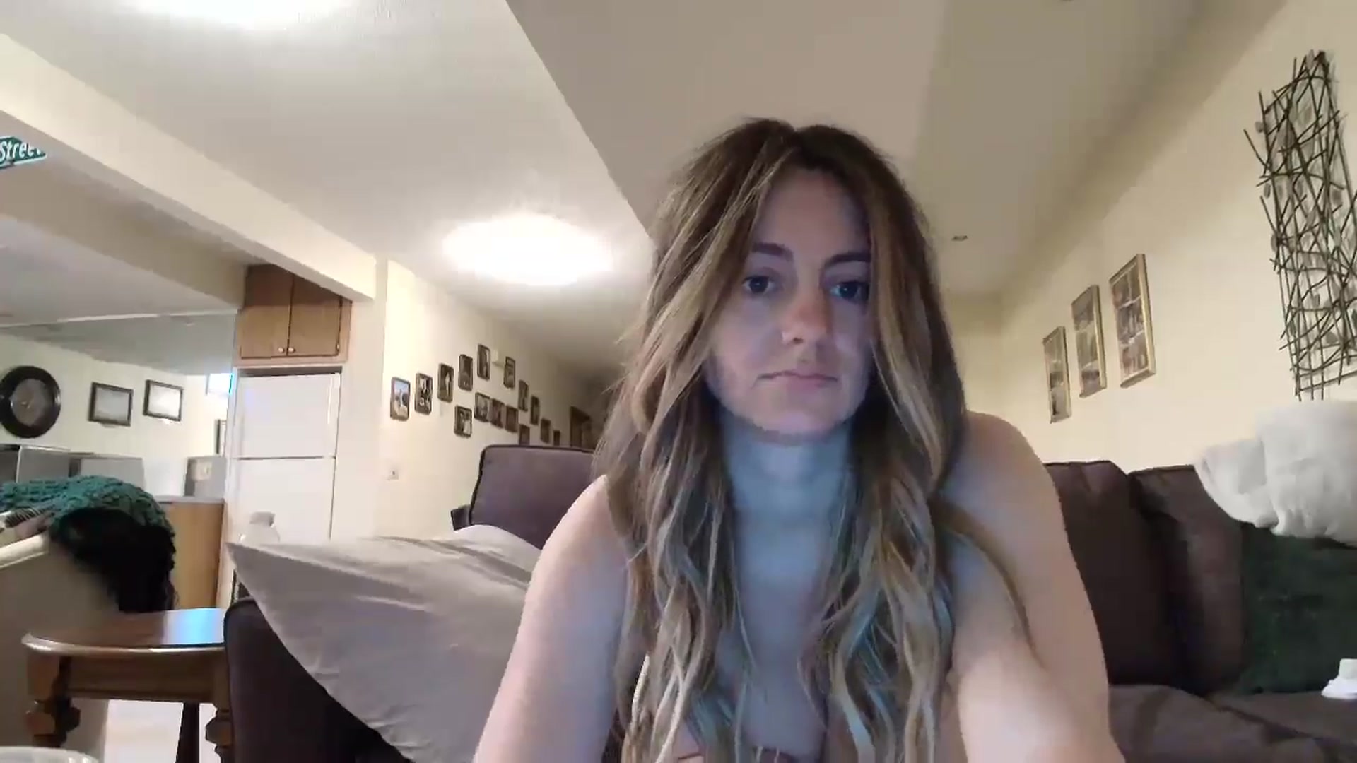 Gallery image thumbnail from Annacakes95's myfreecams stream on, 05/30/2025, 17:26 image 7 of 20
