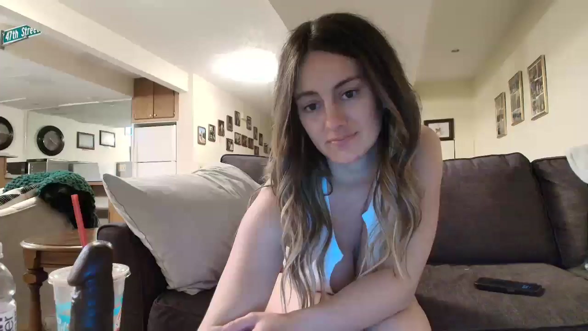 Gallery image thumbnail from Annacakes95's myfreecams stream on, 05/30/2025, 19:29 image 7 of 20