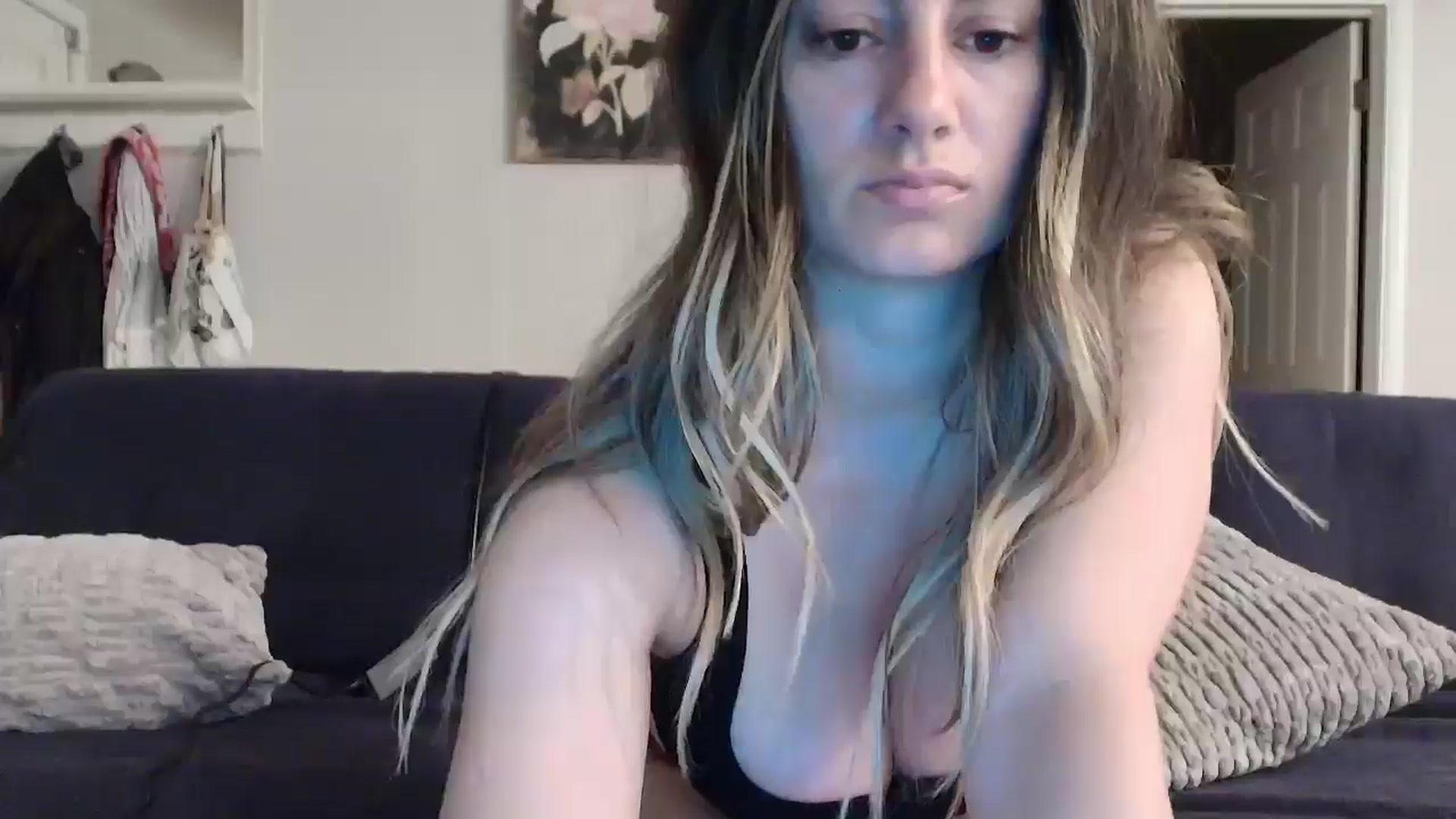 Gallery image thumbnail from Annacakes95's myfreecams stream on, 06/02/2025, 04:33 image 3 of 20