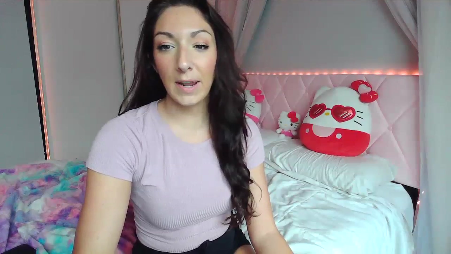 Gallery image thumbnail from Annafaux96's myfreecams stream on, 09/17/2023, 20:55 image 18 of 20