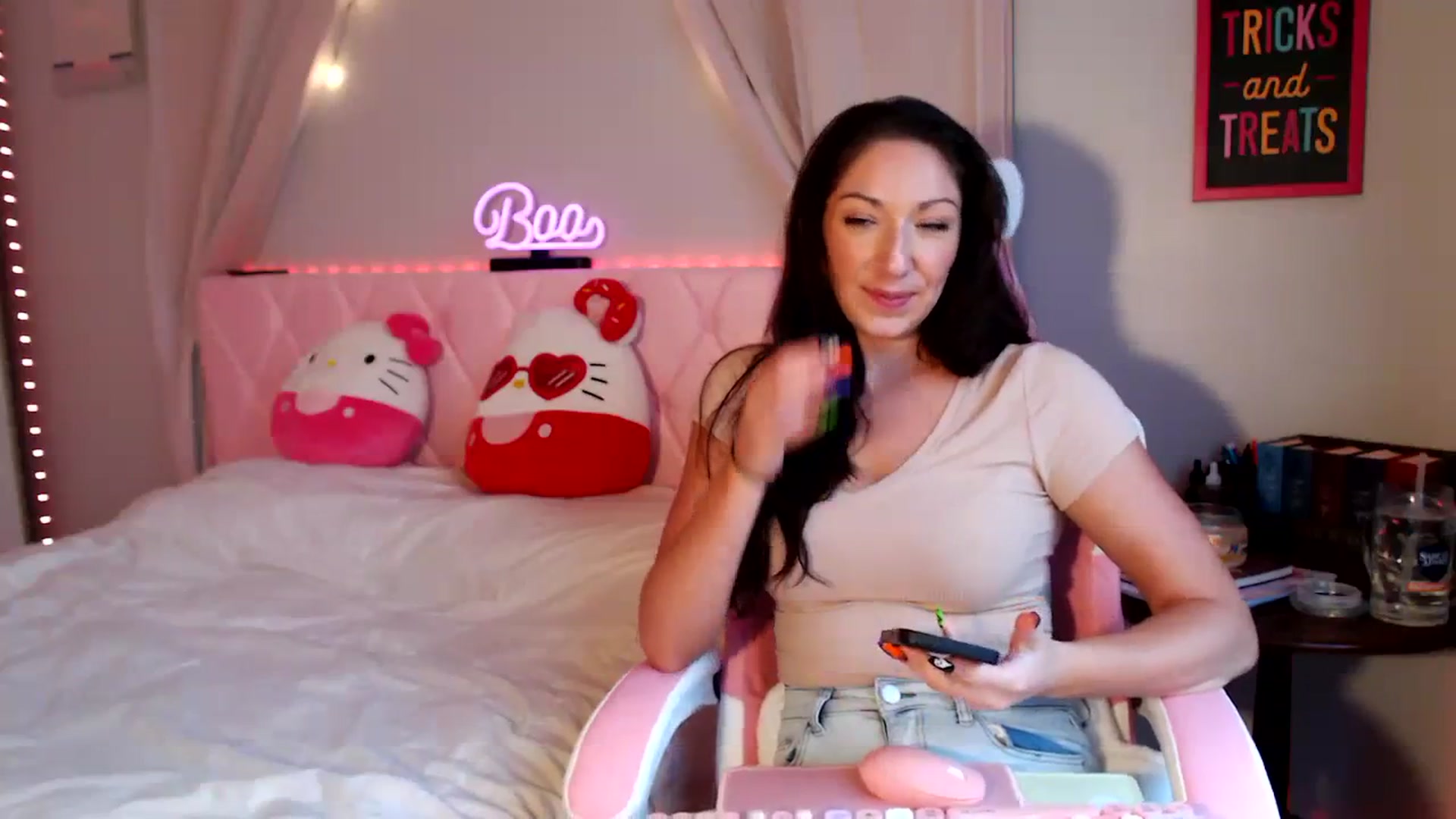 Gallery image thumbnail from Annafaux96's myfreecams stream on, 09/27/2023, 21:56 image 8 of 20