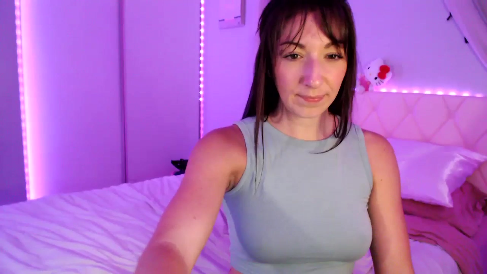 Gallery image thumbnail from Annafaux96's myfreecams stream on, 12/09/2023, 03:01 image 16 of 20