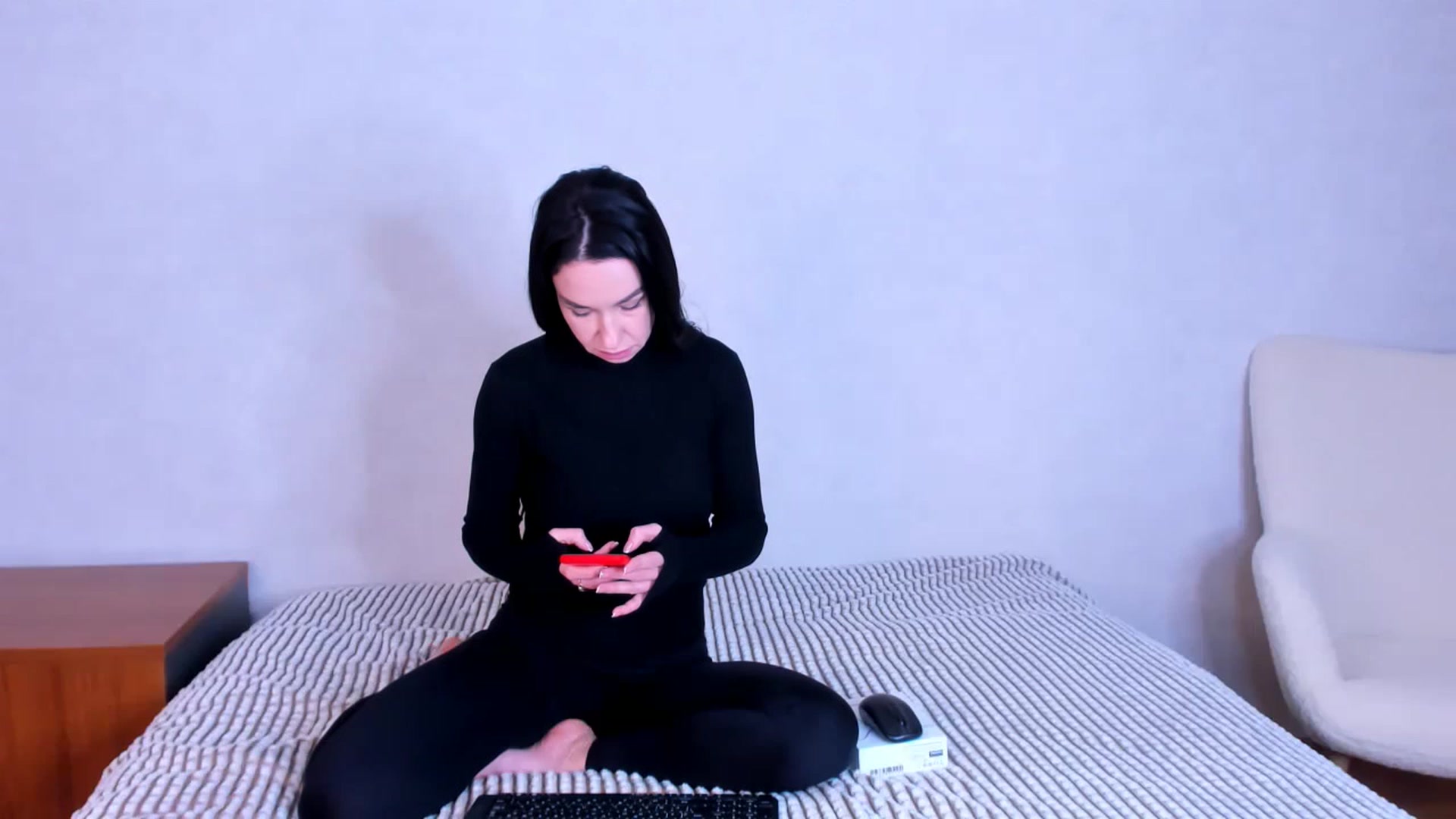 Gallery image thumbnail from Annalils's myfreecams stream on, 12/07/2022, 14:20 image 14 of 20