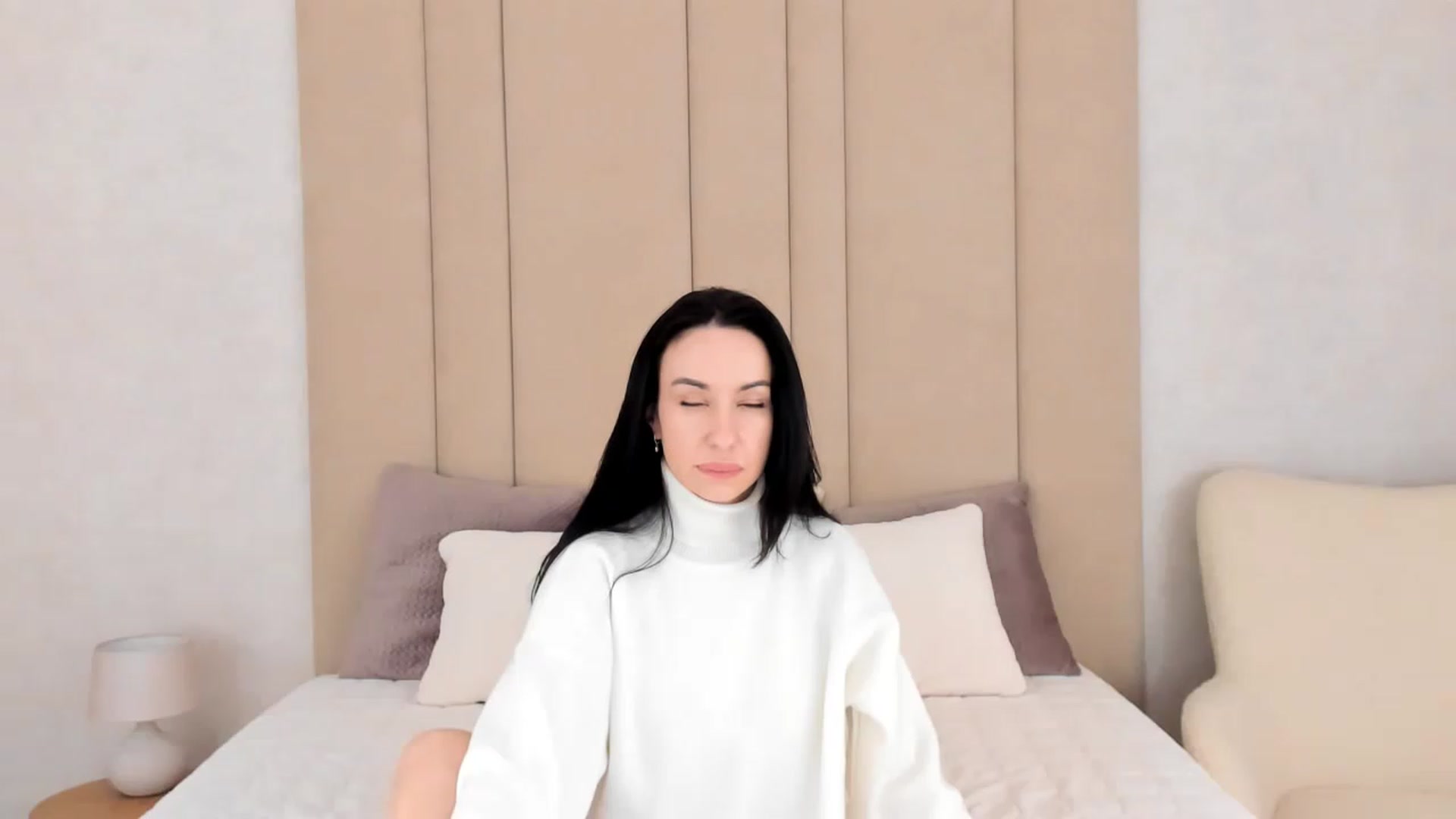 Gallery image thumbnail from Annalils's myfreecams stream on, 03/04/2023, 16:56 image 15 of 20