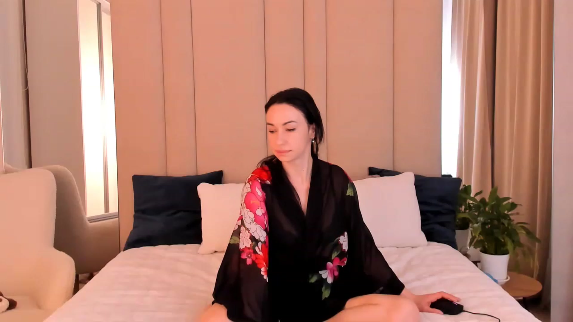 Gallery image thumbnail from Annalils's myfreecams stream on, 03/16/2023, 19:26 image 3 of 20