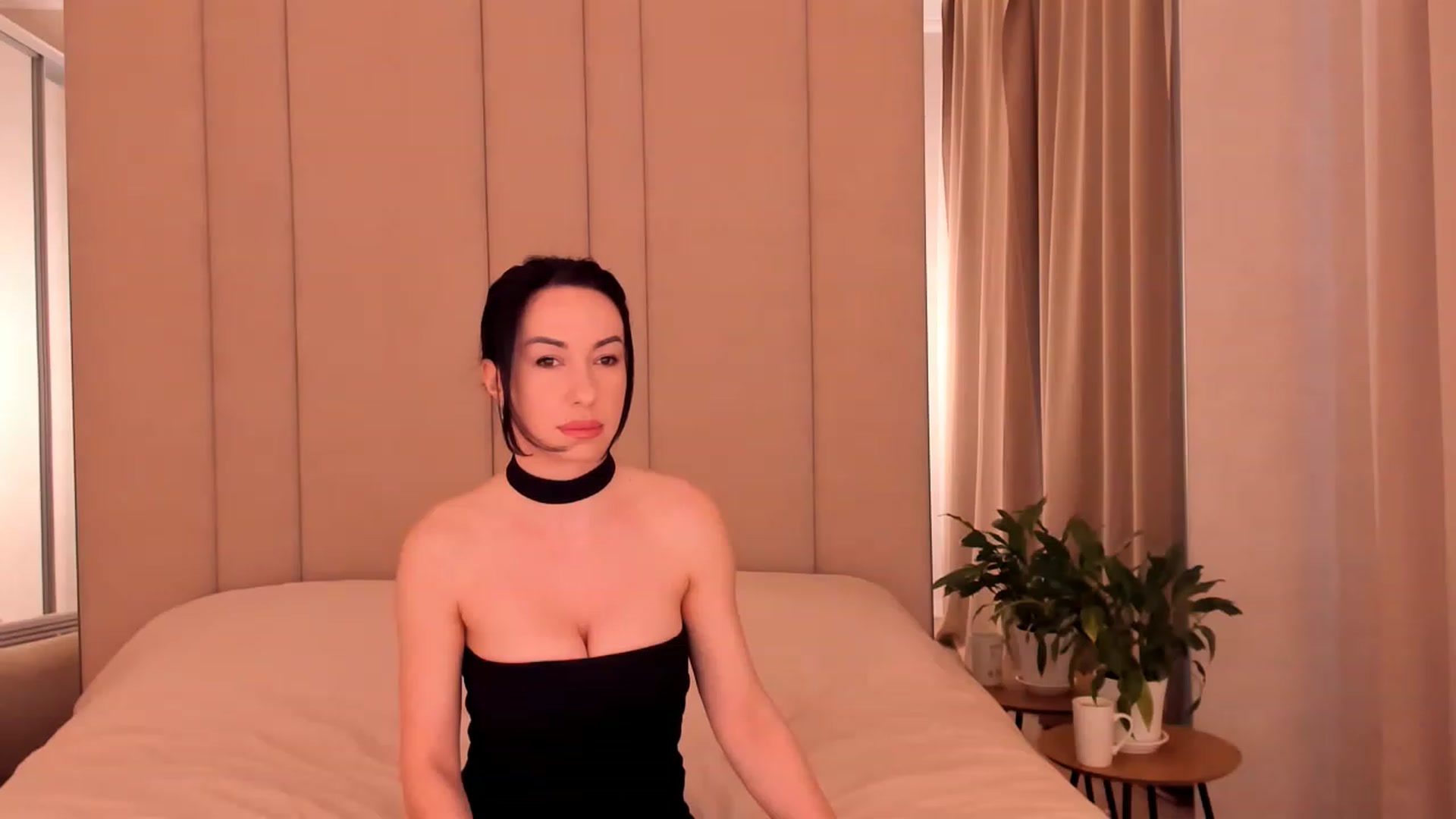 Gallery image thumbnail from Annalils's myfreecams stream on, 03/31/2023, 05:41 image 11 of 20
