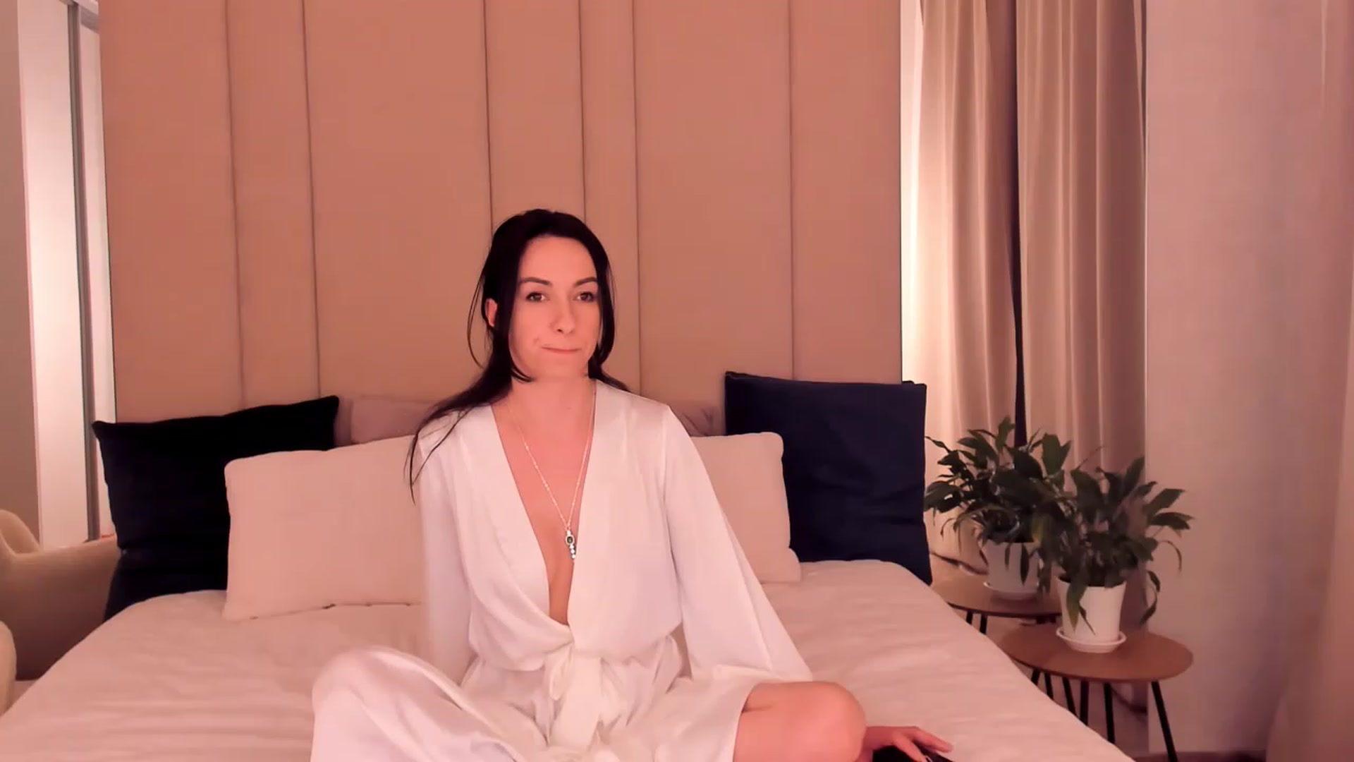 Gallery image thumbnail from Annalils's myfreecams stream on, 03/31/2023, 16:03 image 6 of 20