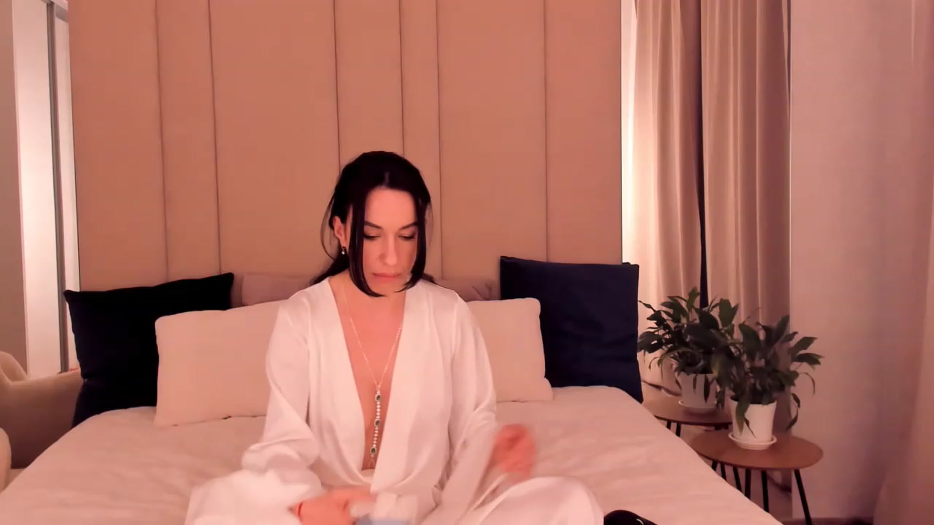 Gallery image thumbnail from Annalils's myfreecams stream on, 03/31/2023, 16:03 image 20 of 20