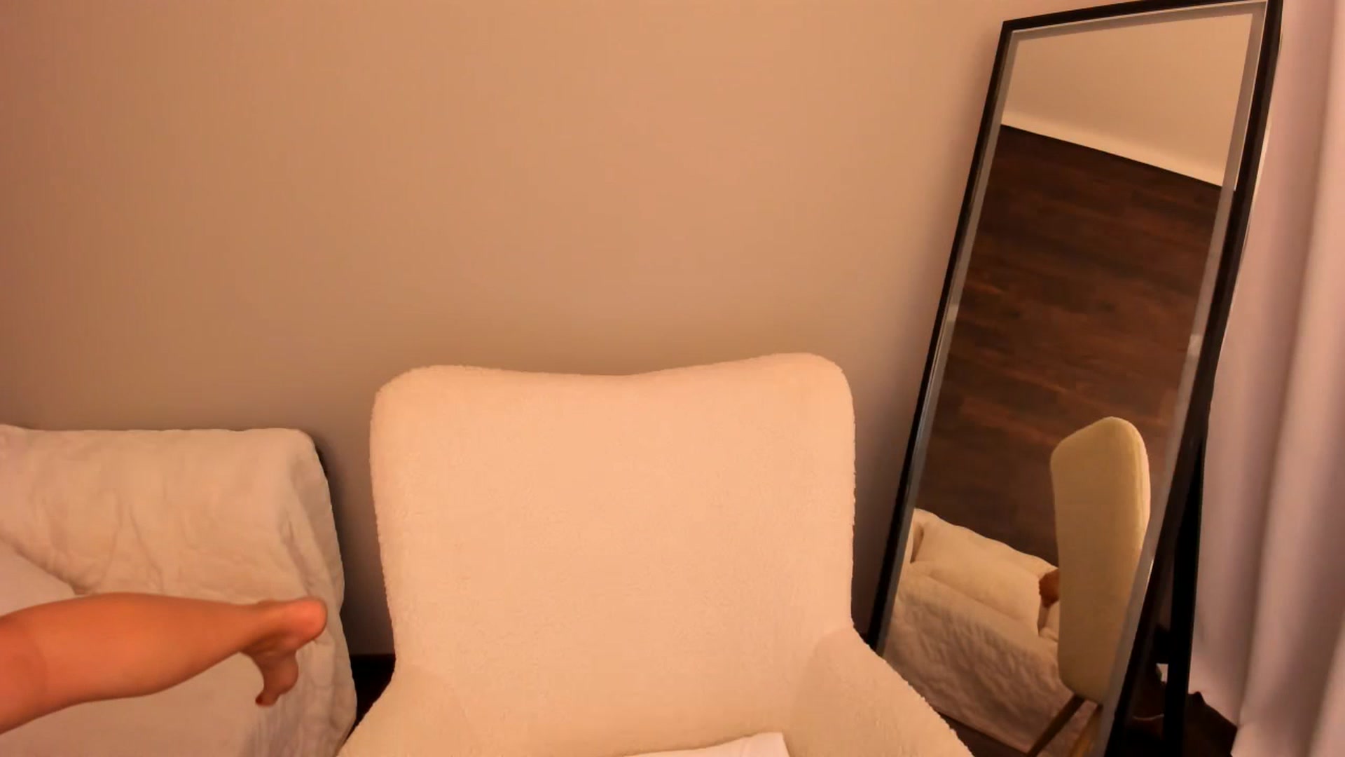 Gallery image thumbnail from Annalils's myfreecams stream on, 07/14/2023, 03:54 image 1 of 20