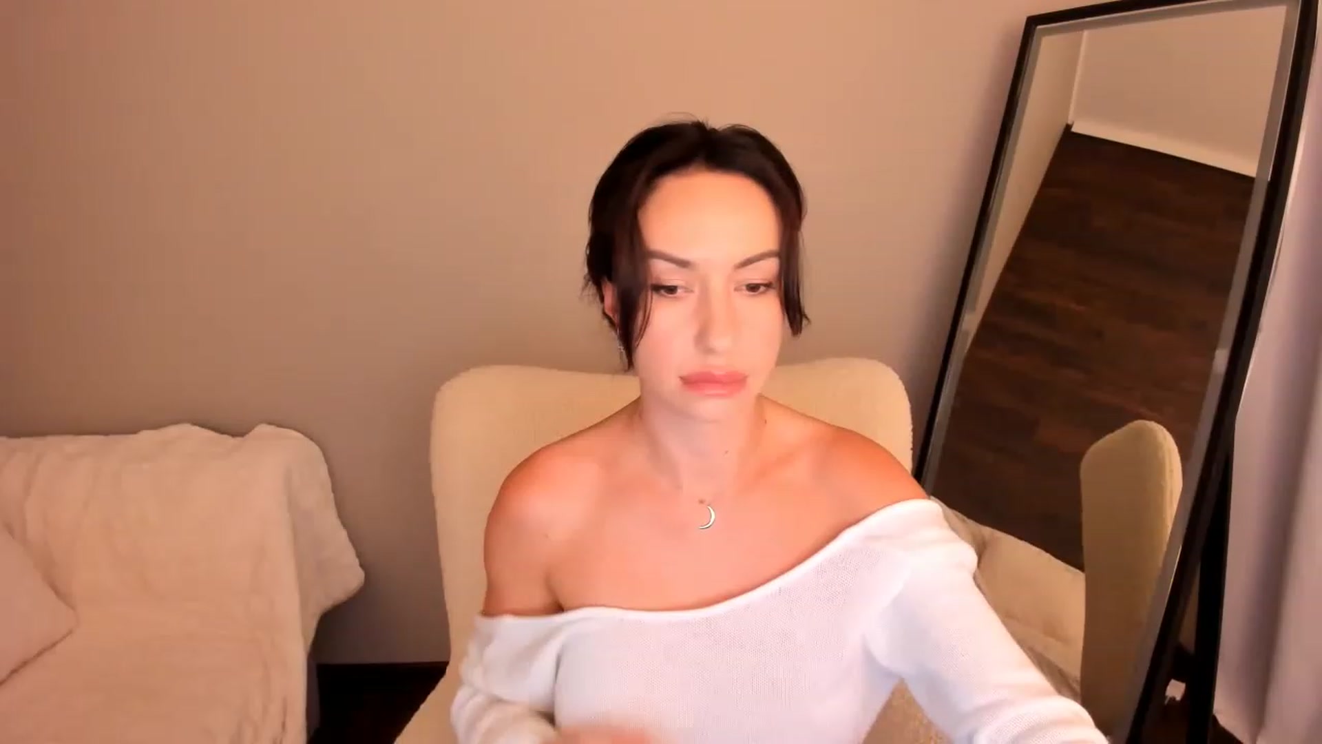 Gallery image thumbnail from Annalils's myfreecams stream on, 07/15/2023, 06:41 image 15 of 20