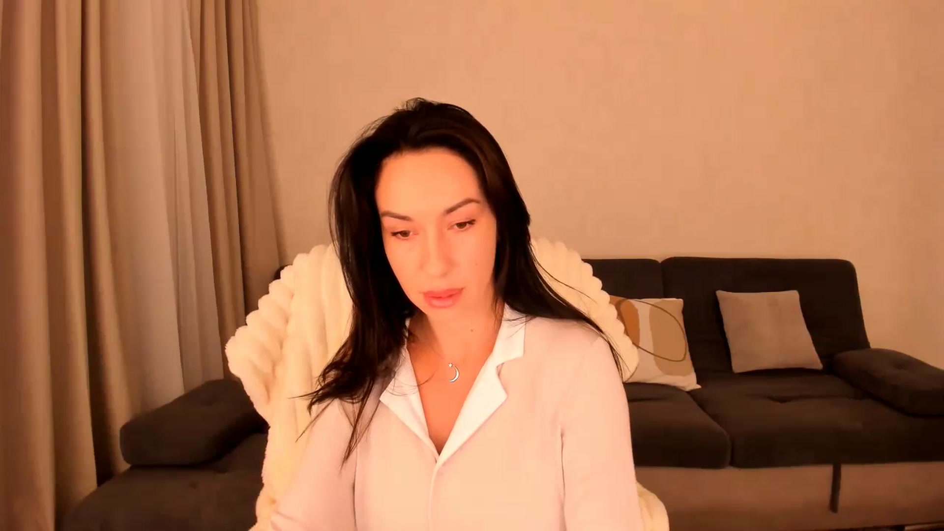 Gallery image thumbnail from Annalils's myfreecams stream on, 09/11/2023, 04:36 image 3 of 20