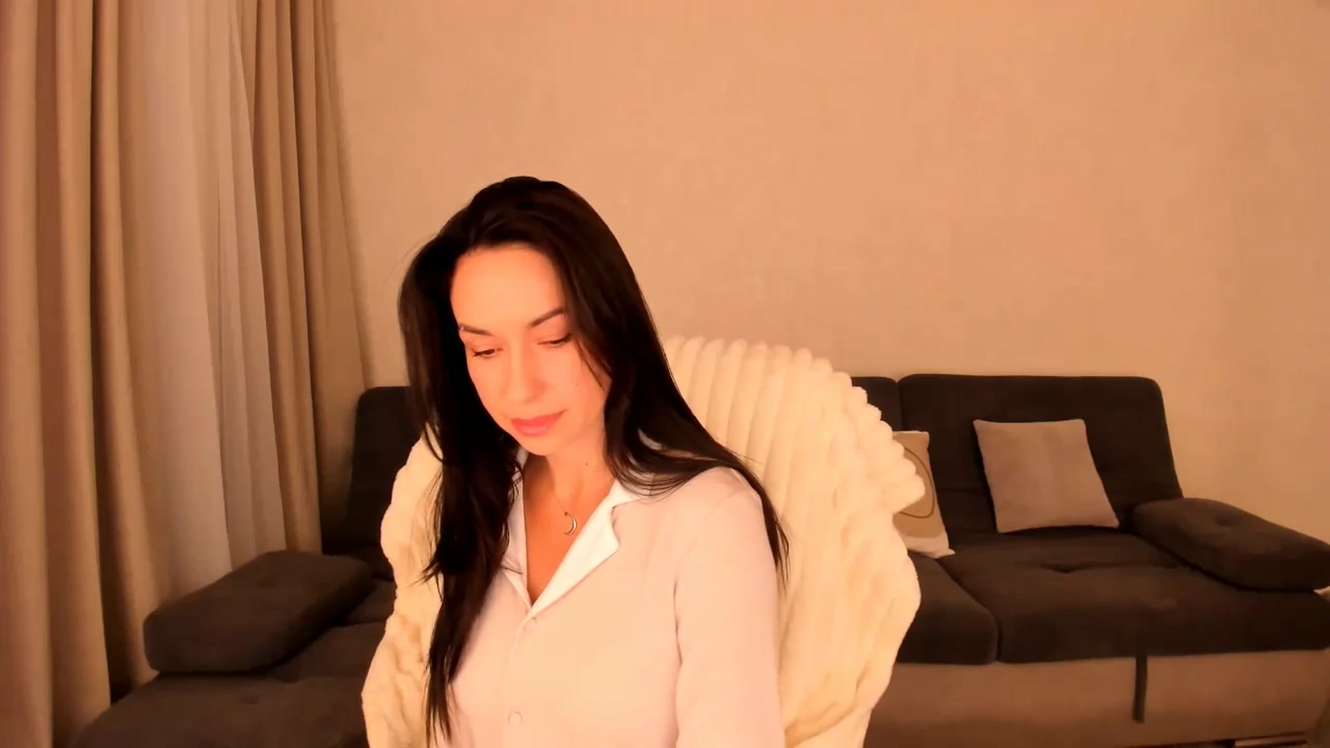 Gallery image thumbnail from Annalils's myfreecams stream on, 09/11/2023, 05:09 image 4 of 20