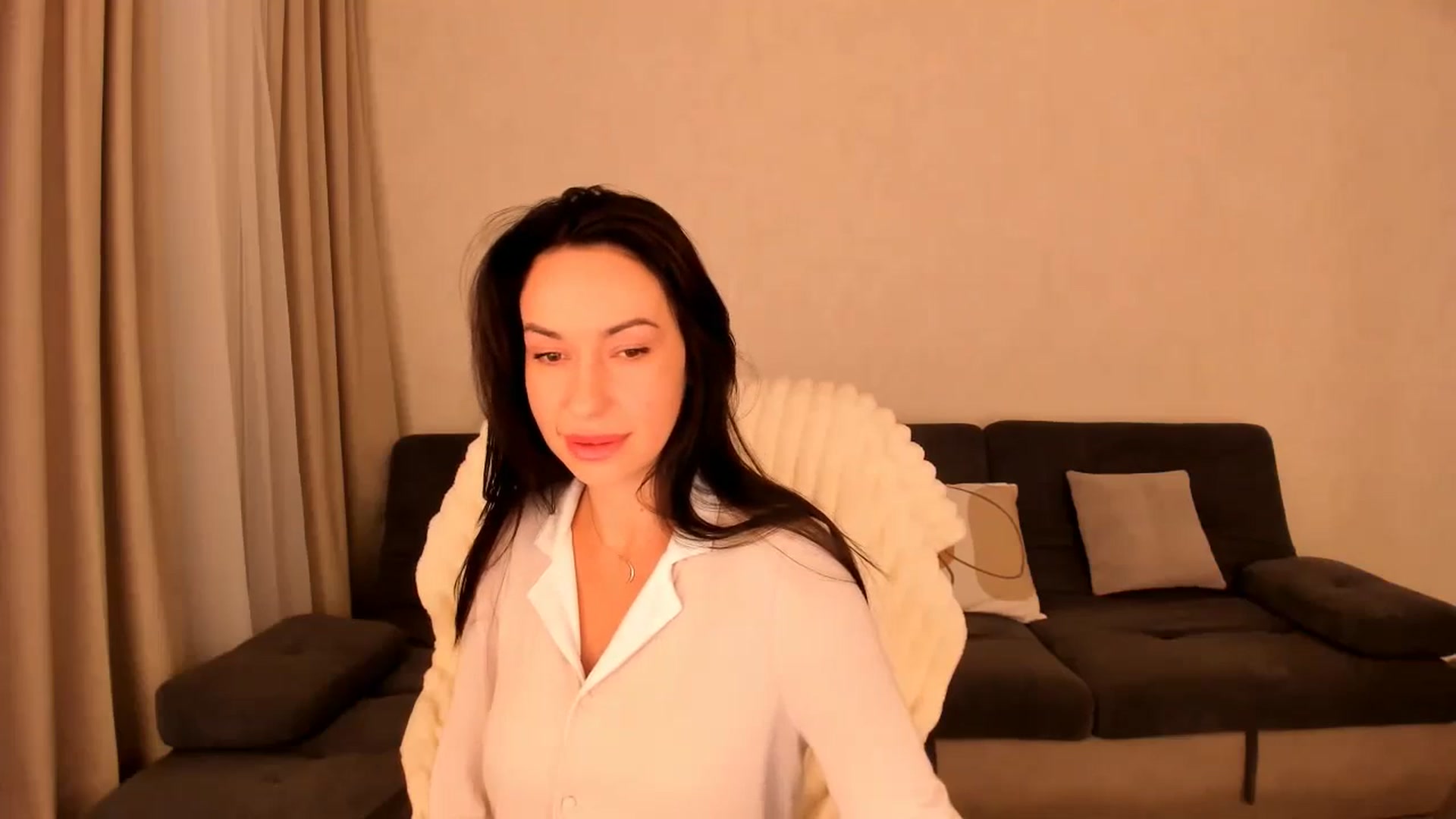 Gallery image thumbnail from Annalils's myfreecams stream on, 09/11/2023, 05:09 image 16 of 20