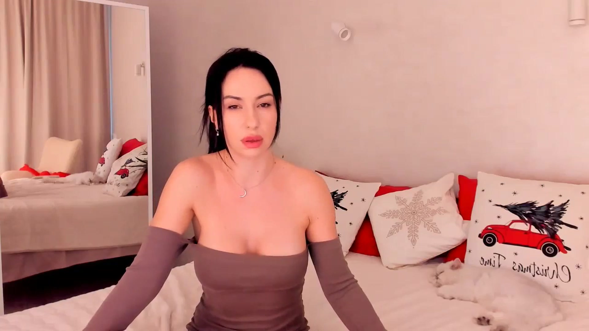 Gallery image thumbnail from Annalils's myfreecams stream on, 12/29/2023, 13:10 image 3 of 20