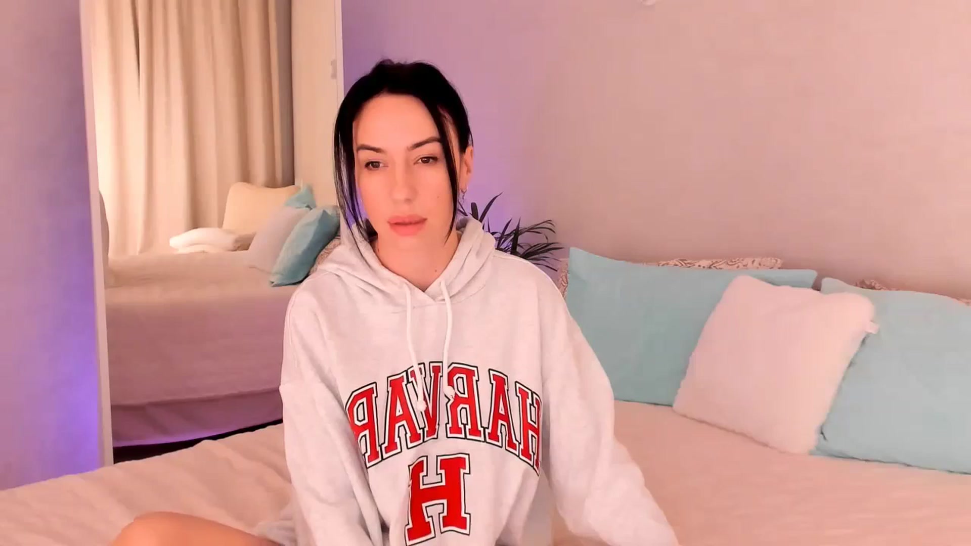 Gallery image thumbnail from Annalils's myfreecams stream on, 01/27/2024, 17:14 image 2 of 20