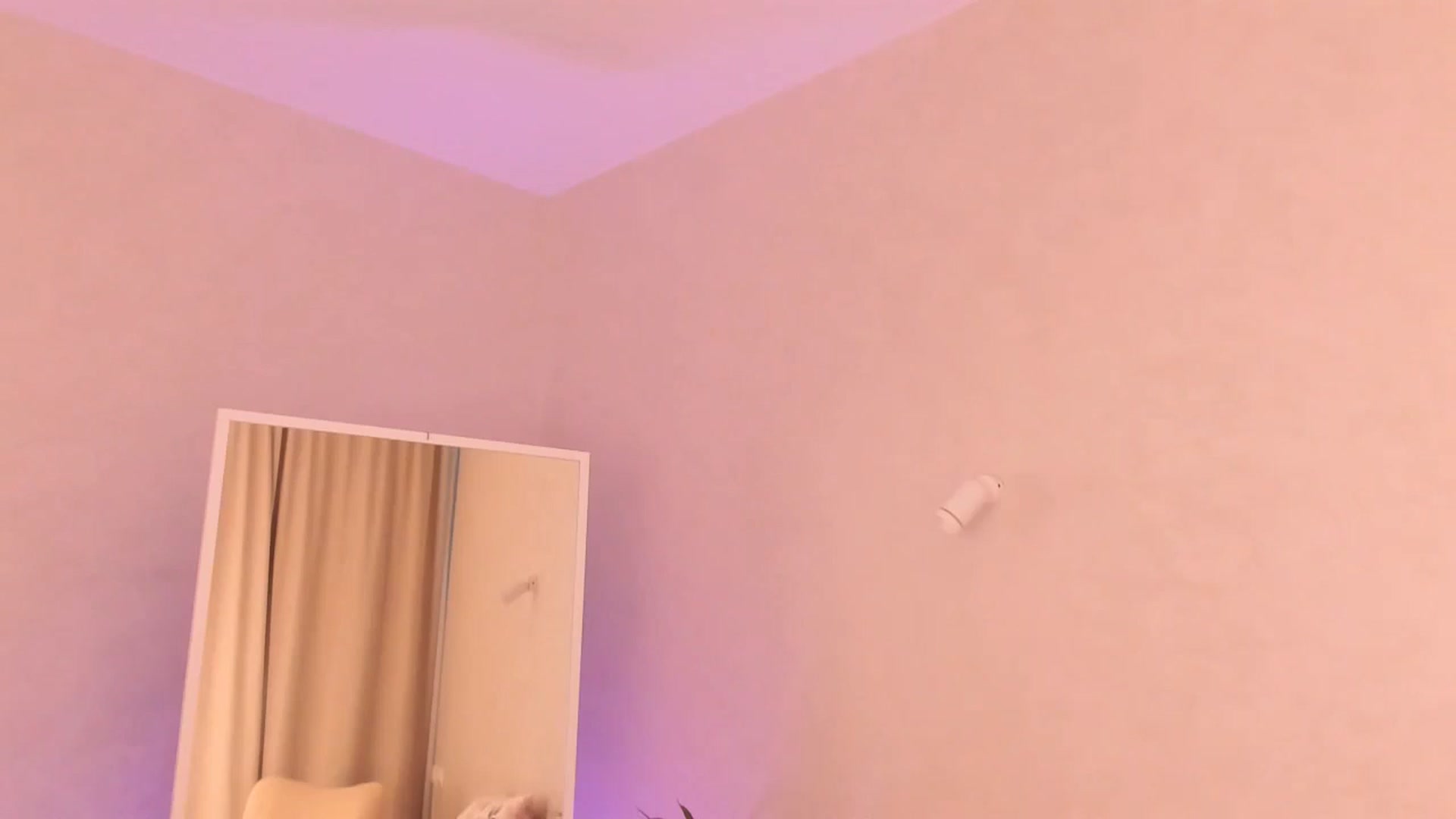 Gallery image thumbnail from Annalils's myfreecams stream on, 05/13/2024, 05:55 image 15 of 20