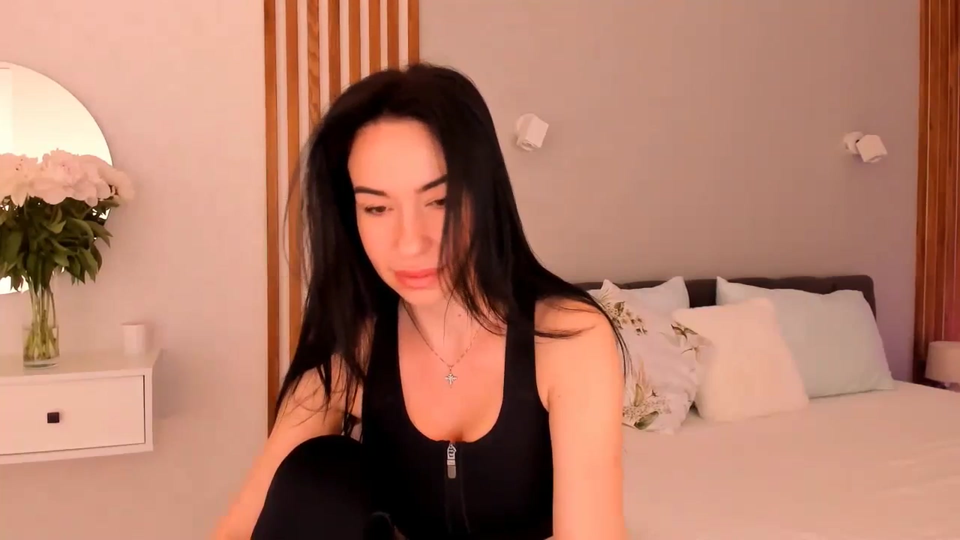 Gallery image thumbnail from Annalils's myfreecams stream on, 05/20/2024, 05:06 image 8 of 20