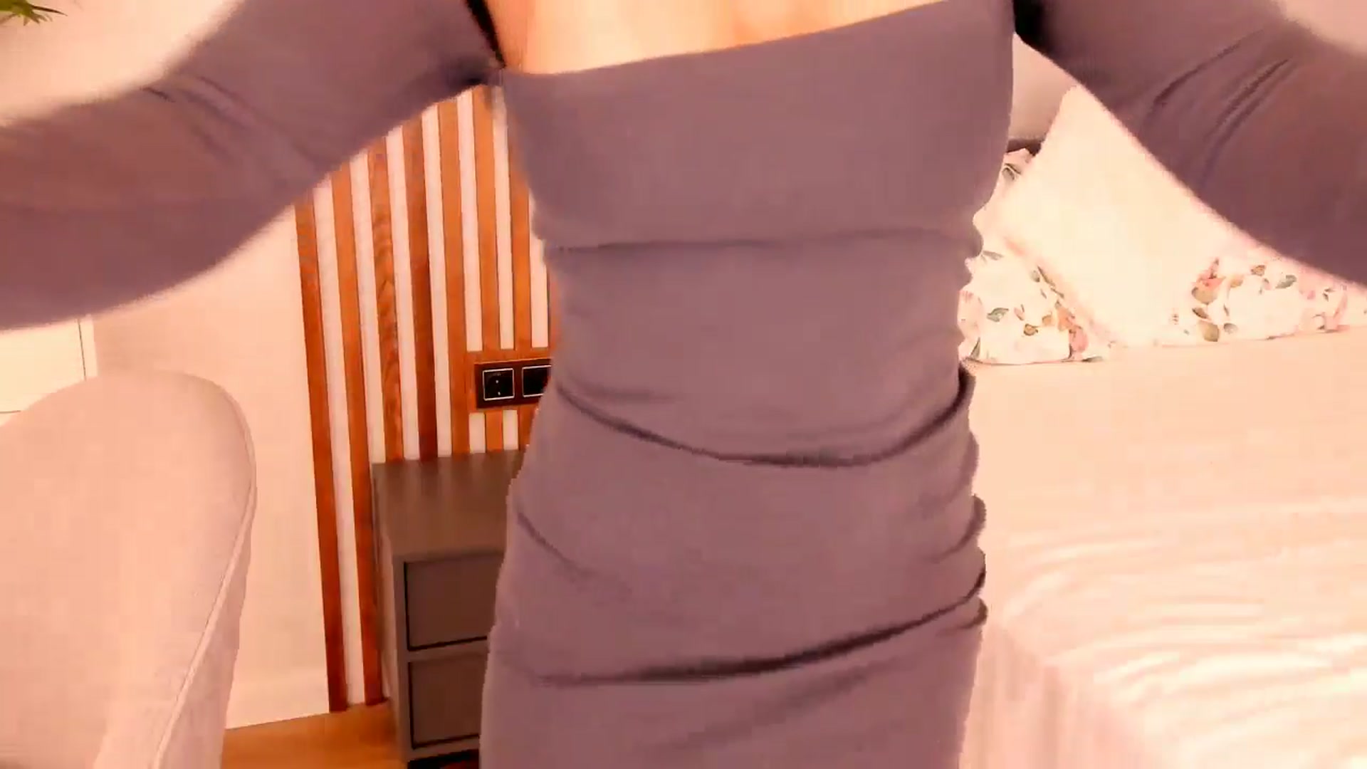 Gallery image thumbnail from Annalils's myfreecams stream on, 05/25/2024, 07:01 image 19 of 20