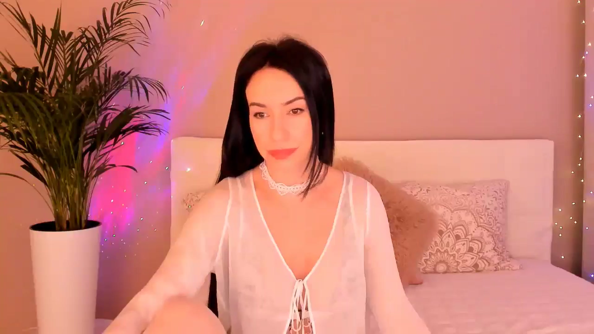 Gallery image thumbnail from Annalils's myfreecams stream on, 11/26/2024, 07:53 image 7 of 20