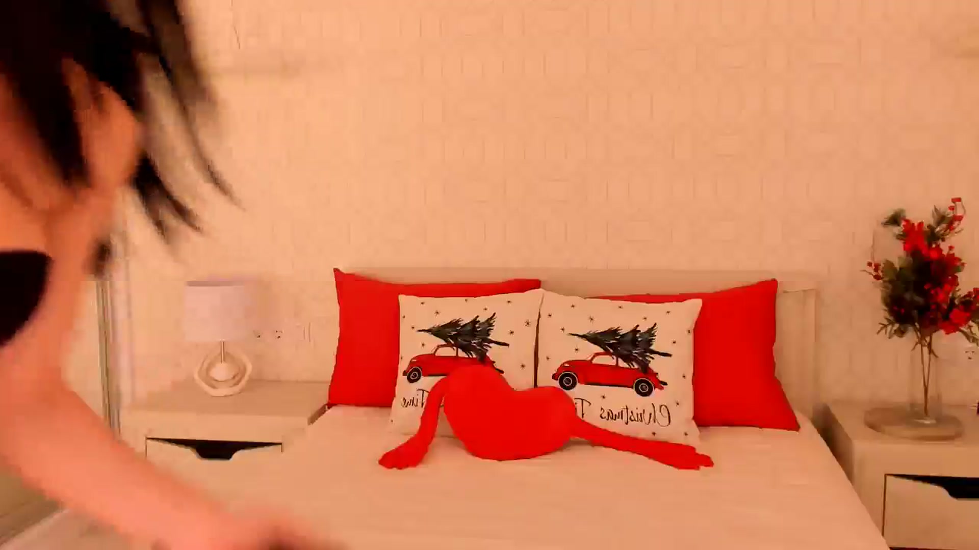 Gallery image thumbnail from Annalils's myfreecams stream on, 12/21/2024, 16:37 image 19 of 20