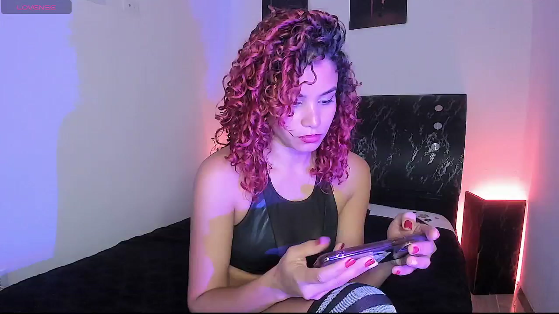 Gallery image thumbnail from Annalisa_duff's myfreecams stream on, 04/22/2026, 16:20 image 8 of 20