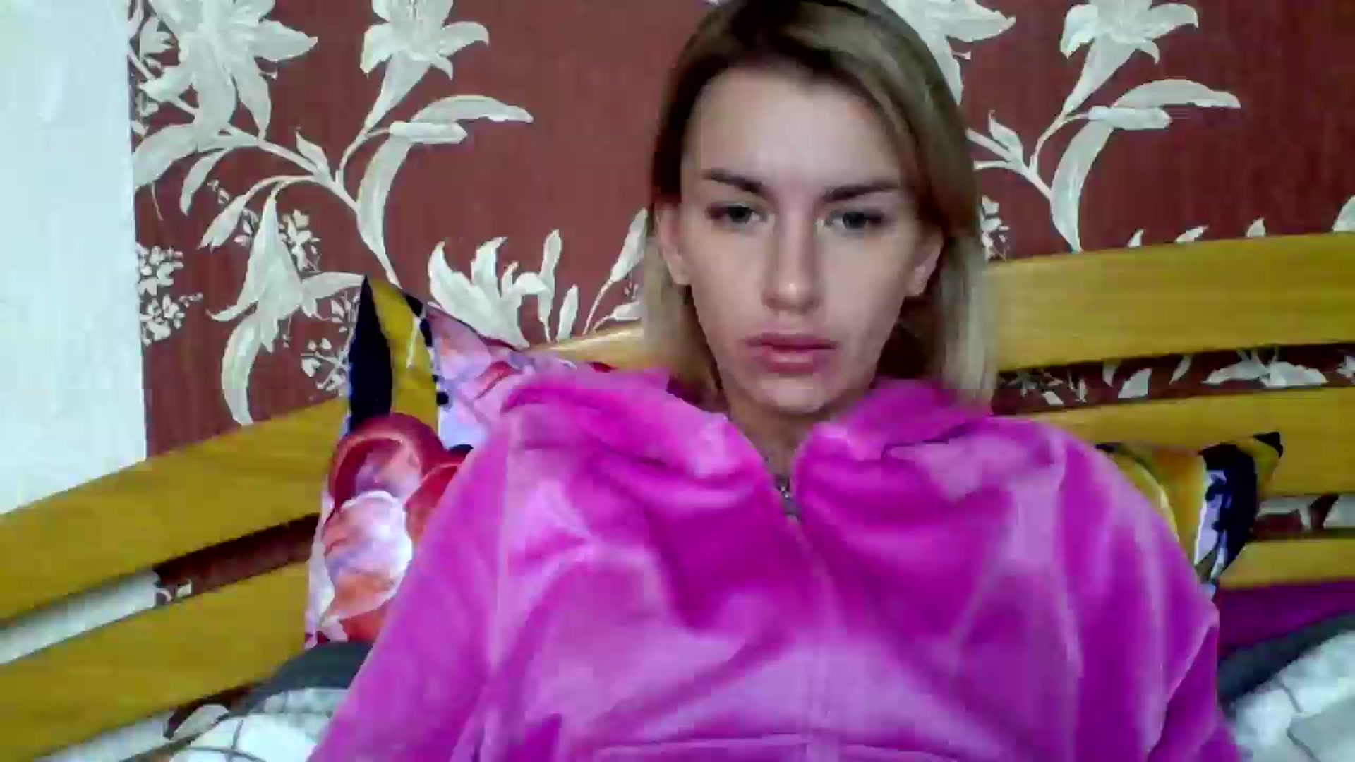 Gallery image thumbnail from AnnaliseMind's myfreecams stream on, 11/23/2025, 12:35 image 12 of 20