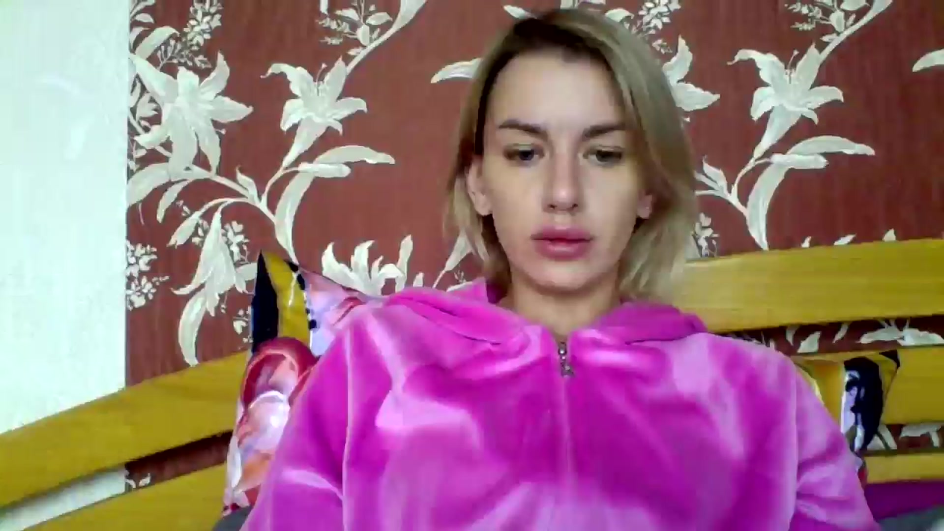 Gallery image thumbnail from AnnaliseMind's myfreecams stream on, 11/23/2025, 12:35 image 2 of 20