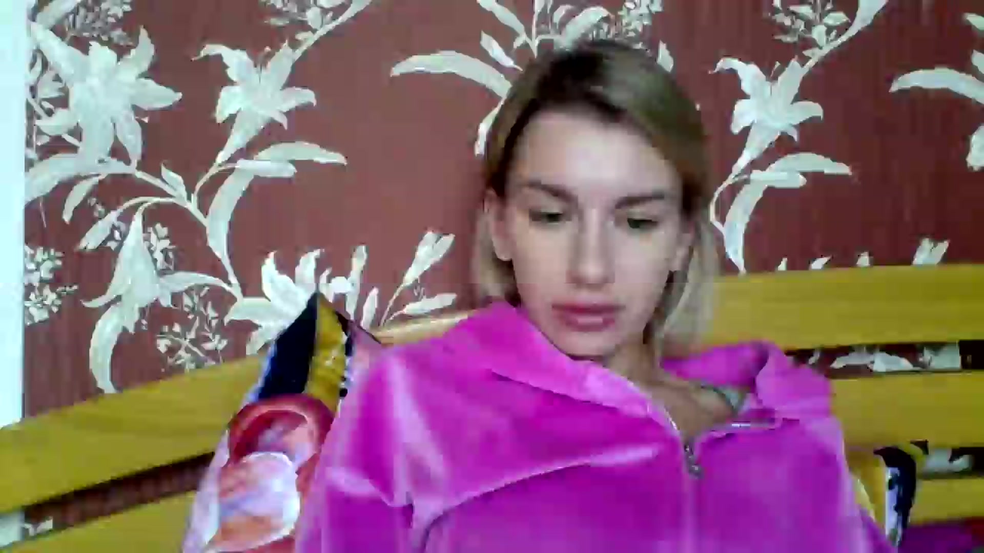 Gallery image thumbnail from AnnaliseMind's myfreecams stream on, 11/23/2025, 13:25 image 16 of 20