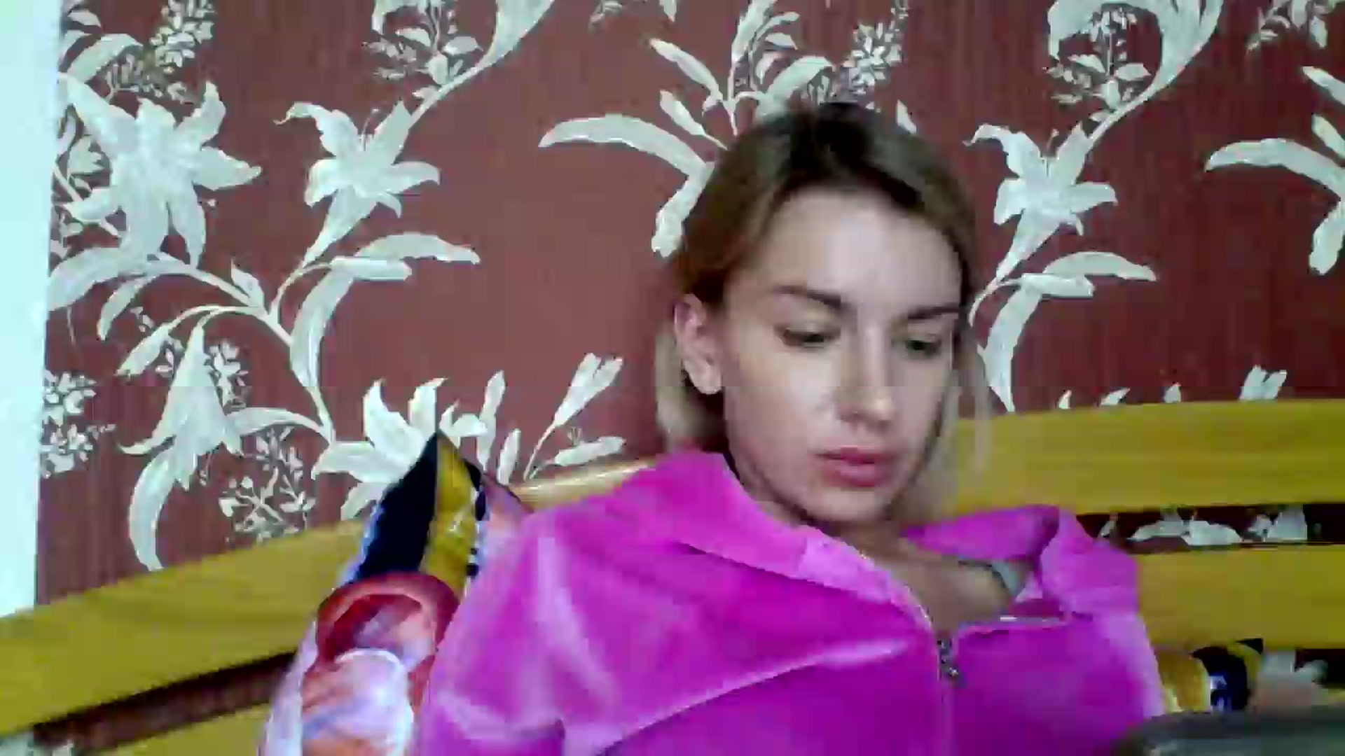 Gallery image thumbnail from AnnaliseMind's myfreecams stream on, 11/23/2025, 13:25 image 17 of 20